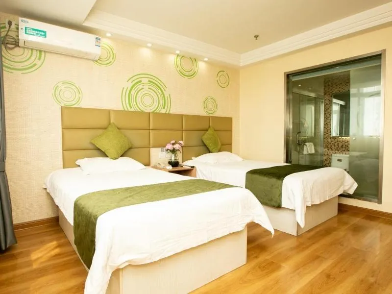 Bed in GreenTree Inn JiangSu XuZhou Feng County LiuBang Plaza Express Hotel