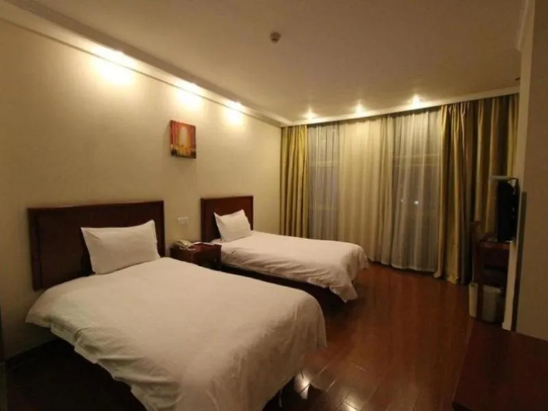Bed in GreenTree Inn JiangSu XuZhou PiZhou Xinsu Center Fuzhou Road Express Hotel
