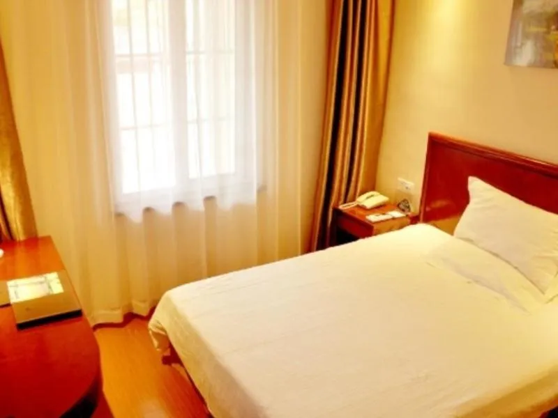 Bed in GreenTree Inn Jiangsu Huaian Economic Development Zone Hechang Road Business Hotel