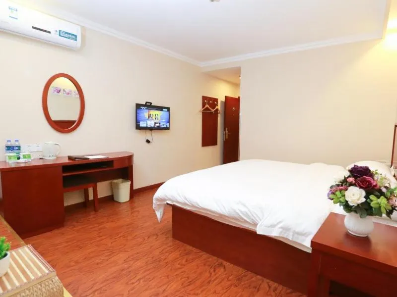 Bed in GreenTree Inn JiangSu ChangZhou South ChangWu Road West JingDe Road QianHuang Express Hotel