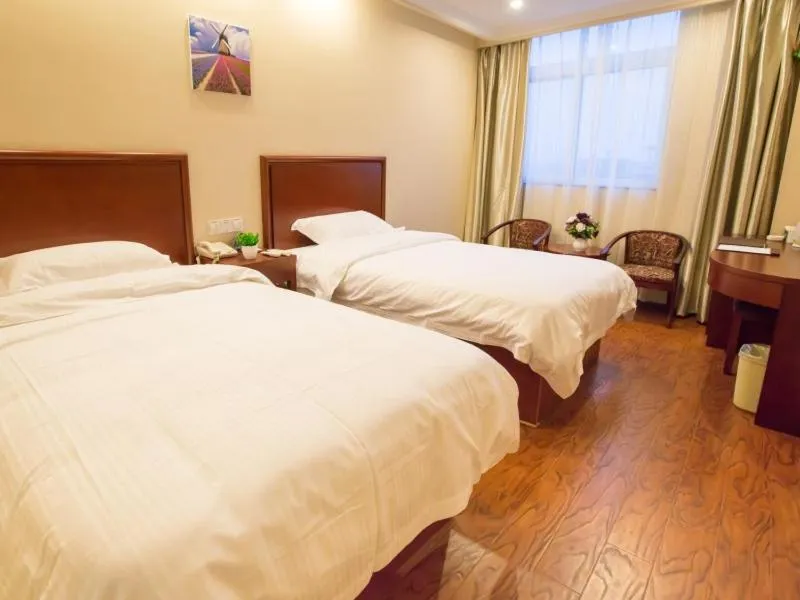 Bed in GreenTree Inn JiangSu ChangZhou South ChangWu Road West JingDe Road QianHuang Express Hotel