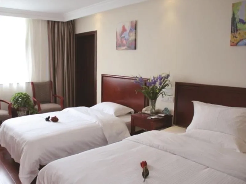 Bed in GreenTree Inn Jiangsu Taizhou Xinghua Zhangguo Bus Station Express Hotel