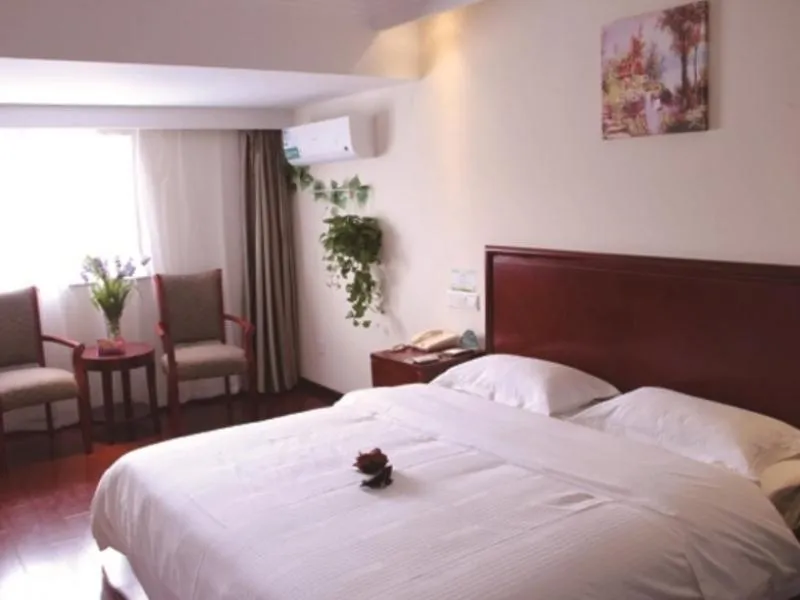 Bed in GreenTree Inn Jiangsu Taizhou Xinghua Zhangguo Bus Station Express Hotel