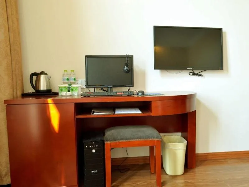 GreenTree Inn Shandong Qingdao Jiaozhou Bus Terminal Station Hai'er Avenue Express Hotel