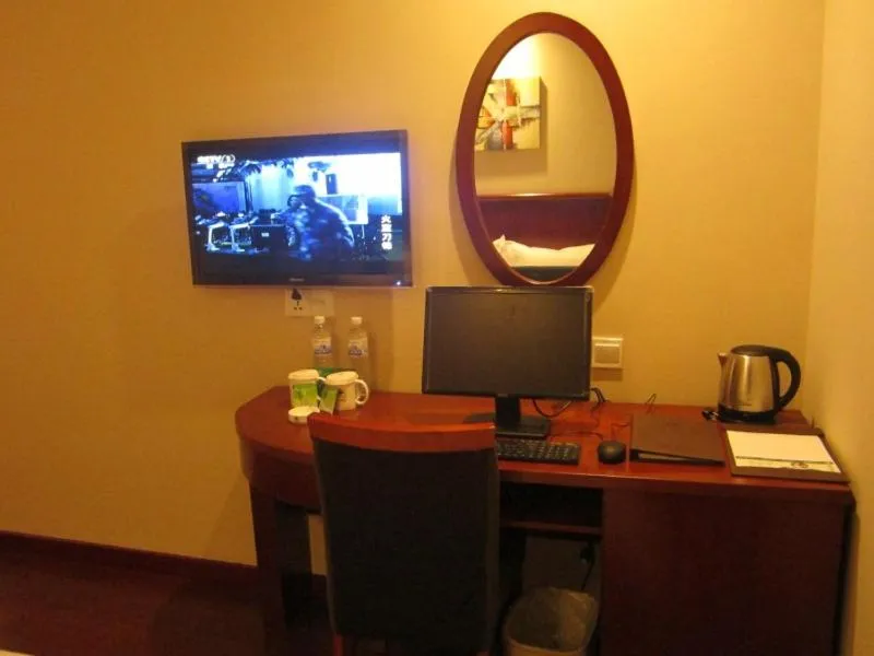 GreenTree Inn Shandong Qingdao Jiaozhou Datong Mansion Express Hotel