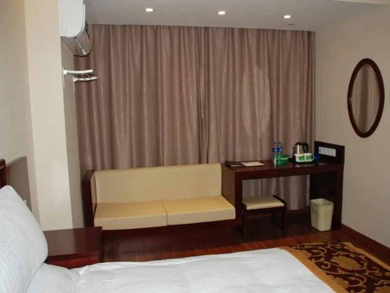 Bed in GreenTree Inn Anhui Hefei Bozhou Road Jindi Building Business Hotel