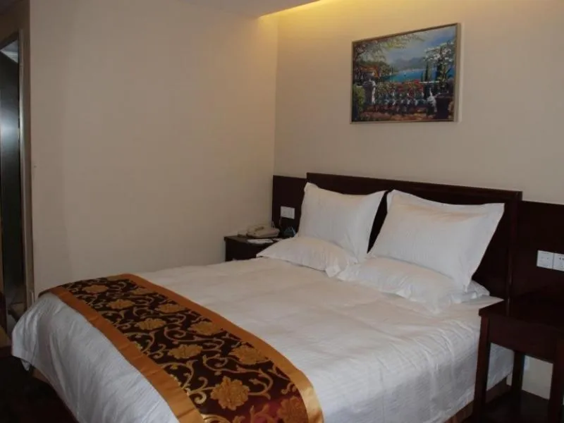 Bed in GreenTree Inn Anhui Hefei Bozhou Road Jindi Building Business Hotel