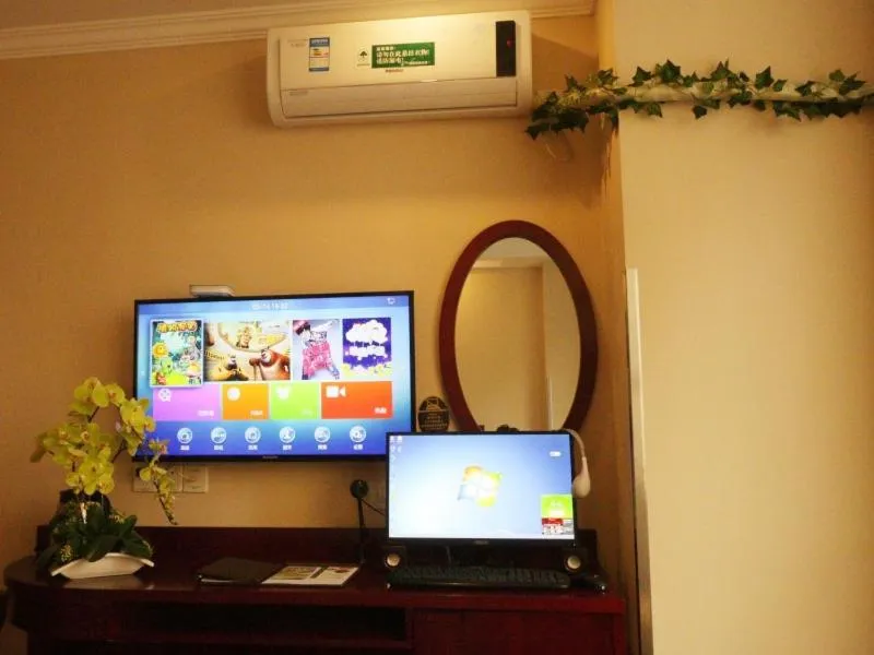 GreenTree Inn ZheJiang JiaXing West ZhongShan Road Vintage Car Building Express Hotel