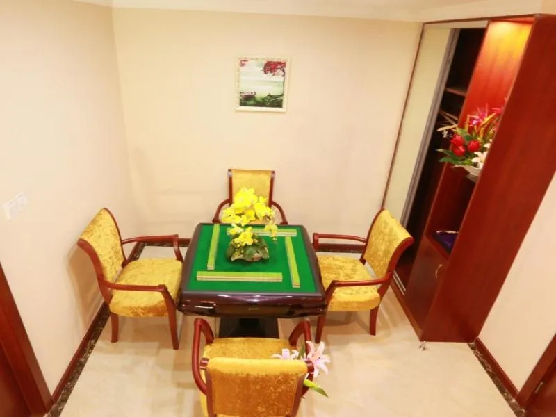 GreenTree Inn ZheJiang JiaXing West ZhongShan Road Vintage Car Building Express Hotel