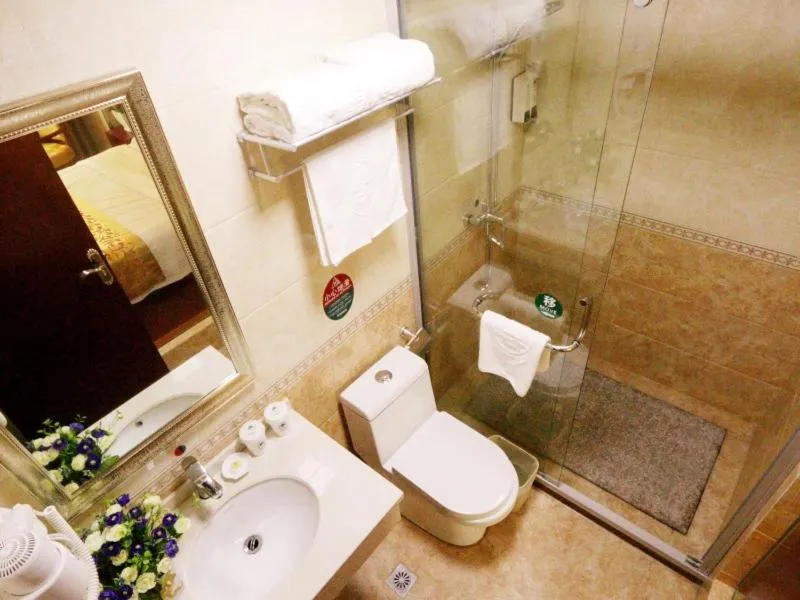 GreenTree Inn ZheJiang JiaXing West ZhongShan Road Vintage Car Building Express Hotel