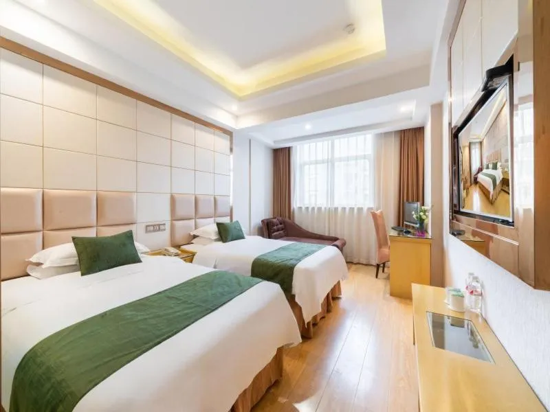 Bed in GreenTree Inn Zhejiang Jinhua Yiwu International Trade City Changchun Street Shell Hotel