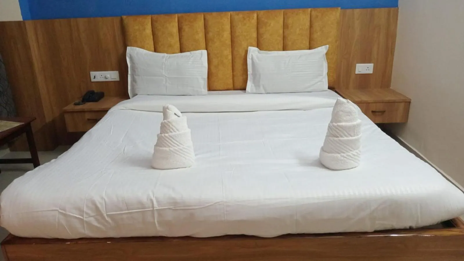 Bed in Hotel Ravi Vinay
