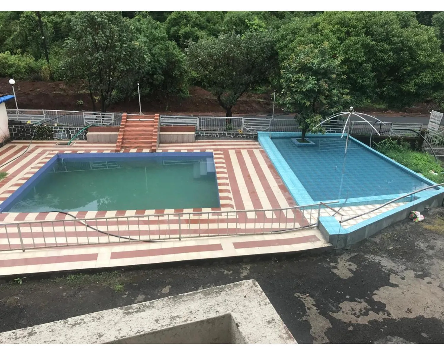 The shelar's Royal inn