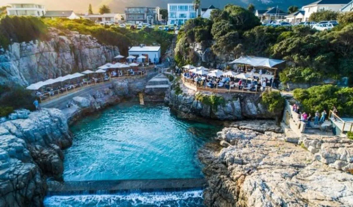 Nearby landmark in TwentyFour 17 Inn