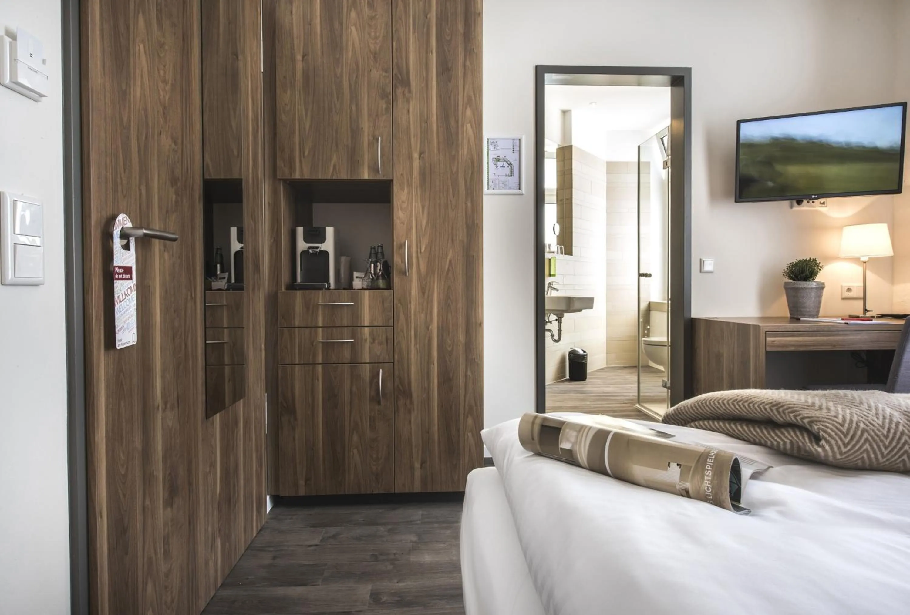 Photo of the whole room, Bed in Alexianer Hotel am Wasserturm