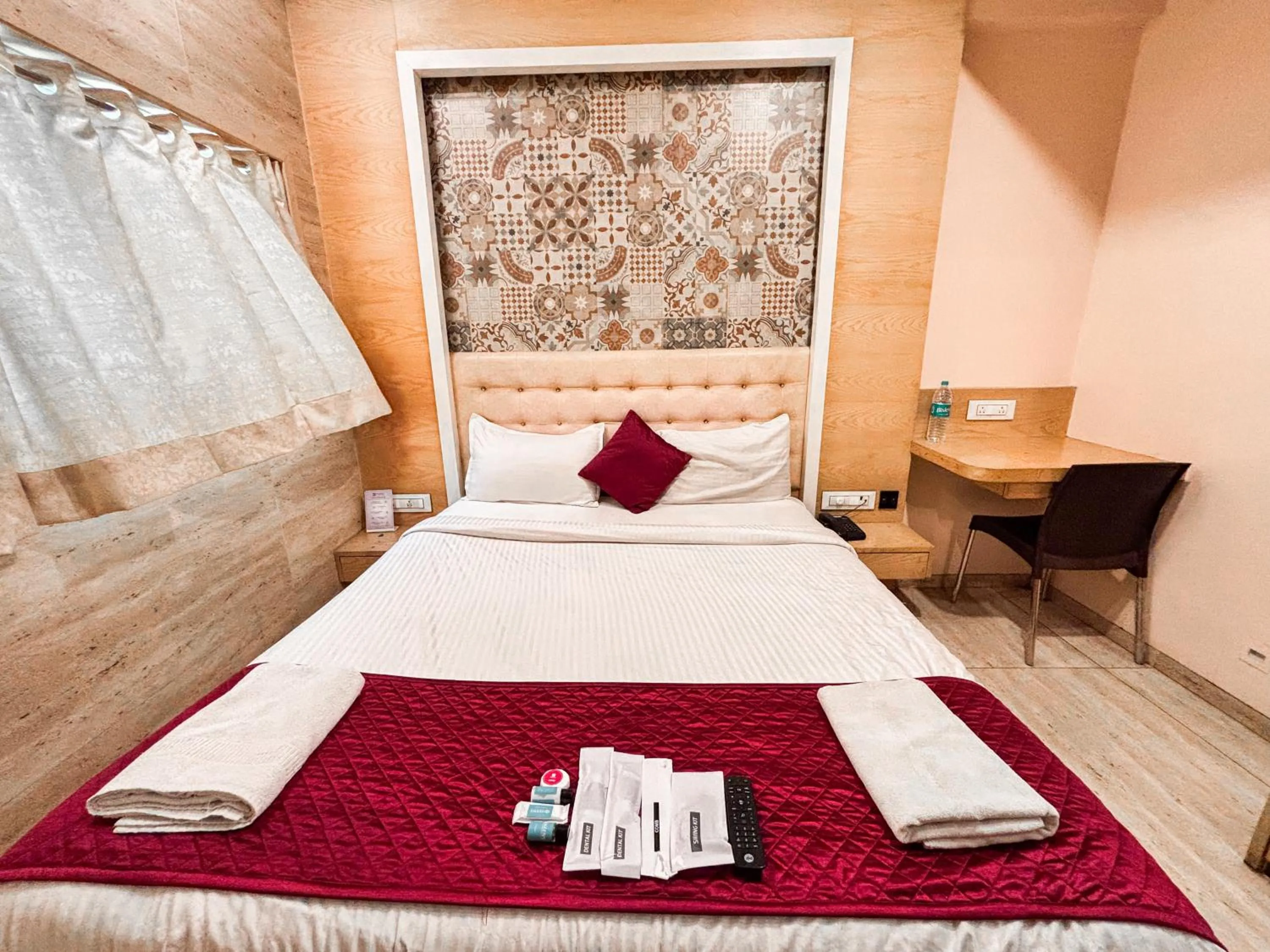 Bed in Hotel Neelkamal