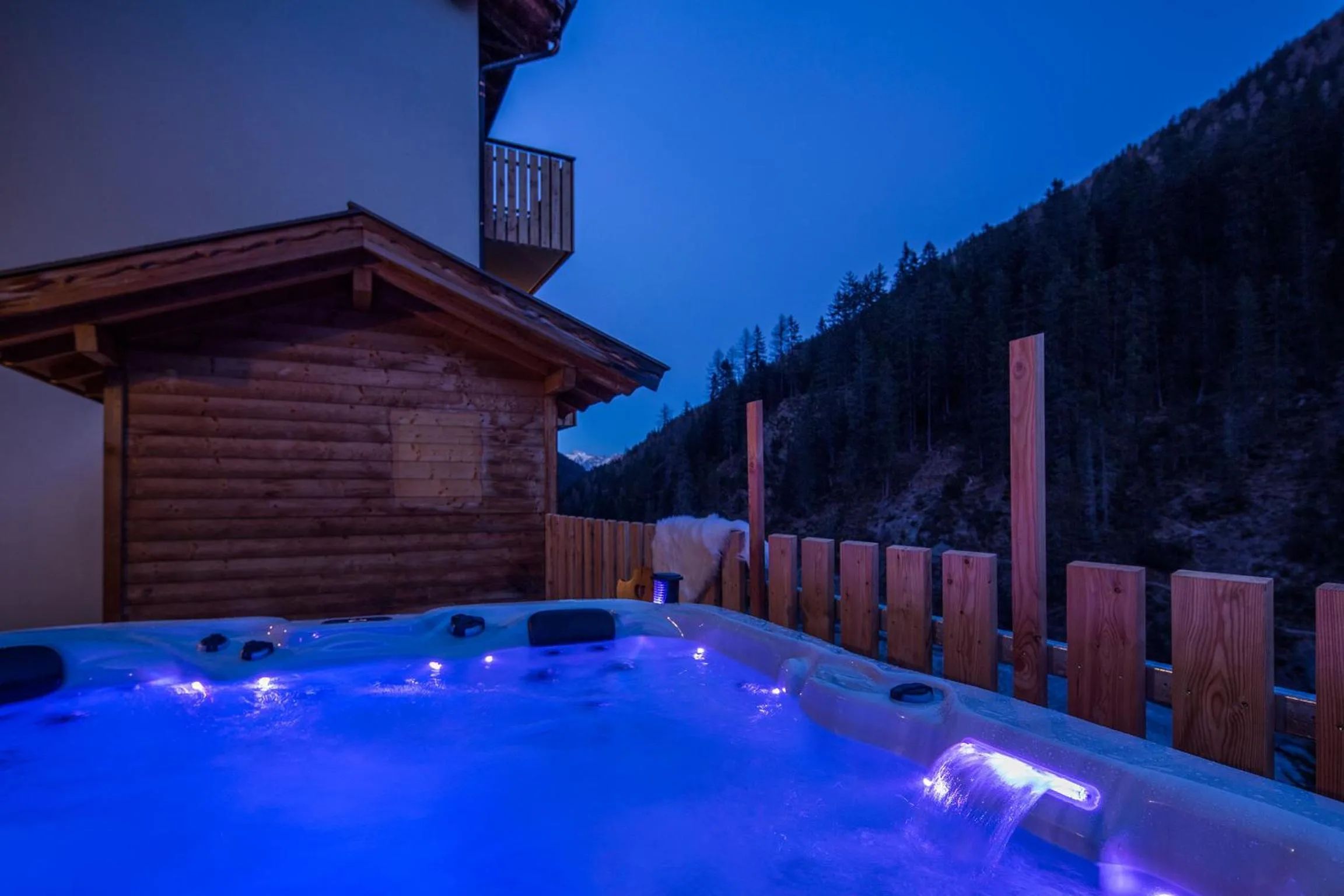 Open Air Bath in Stelvio Residence