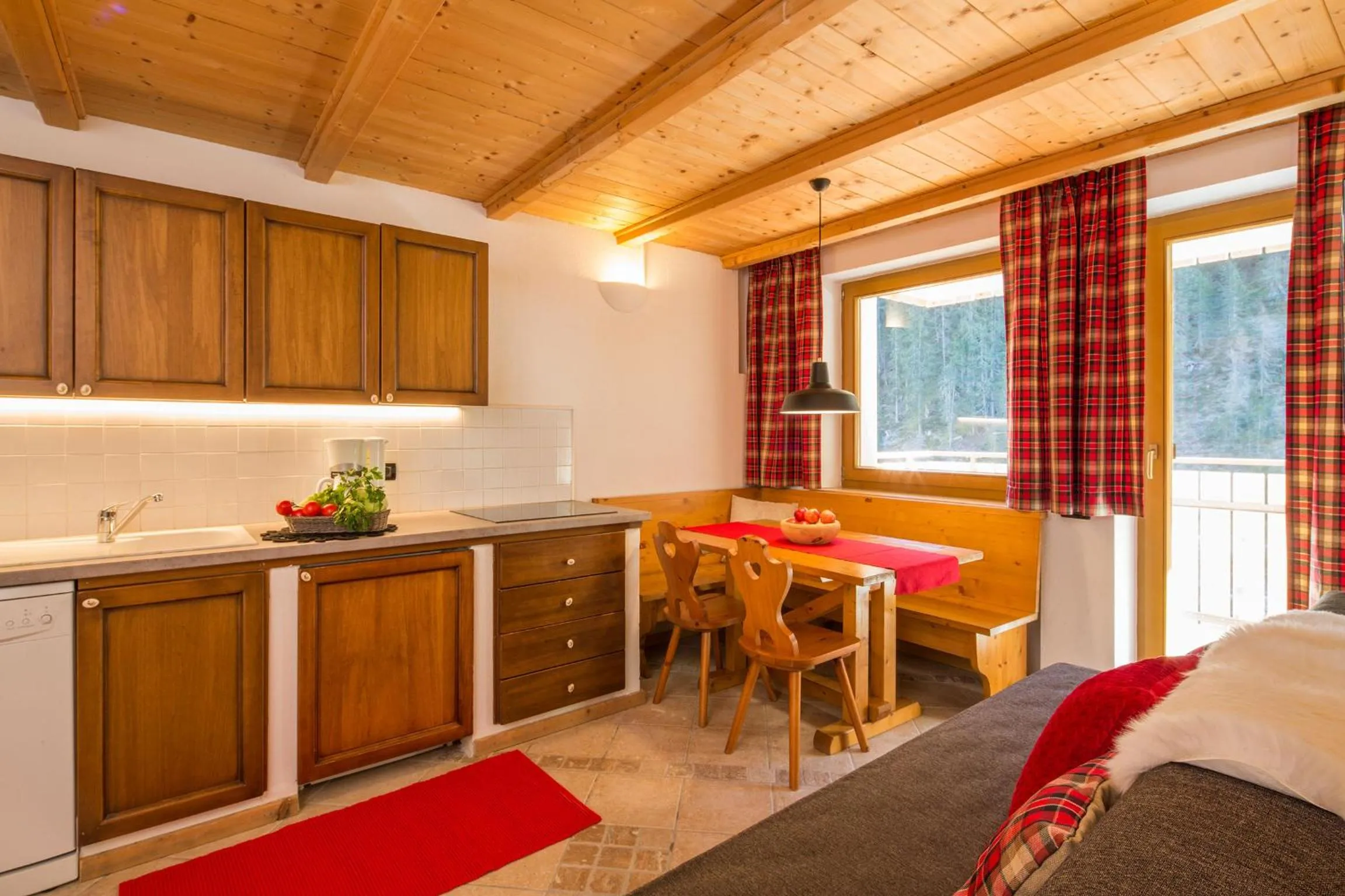Dining area, Bed in Stelvio Residence
