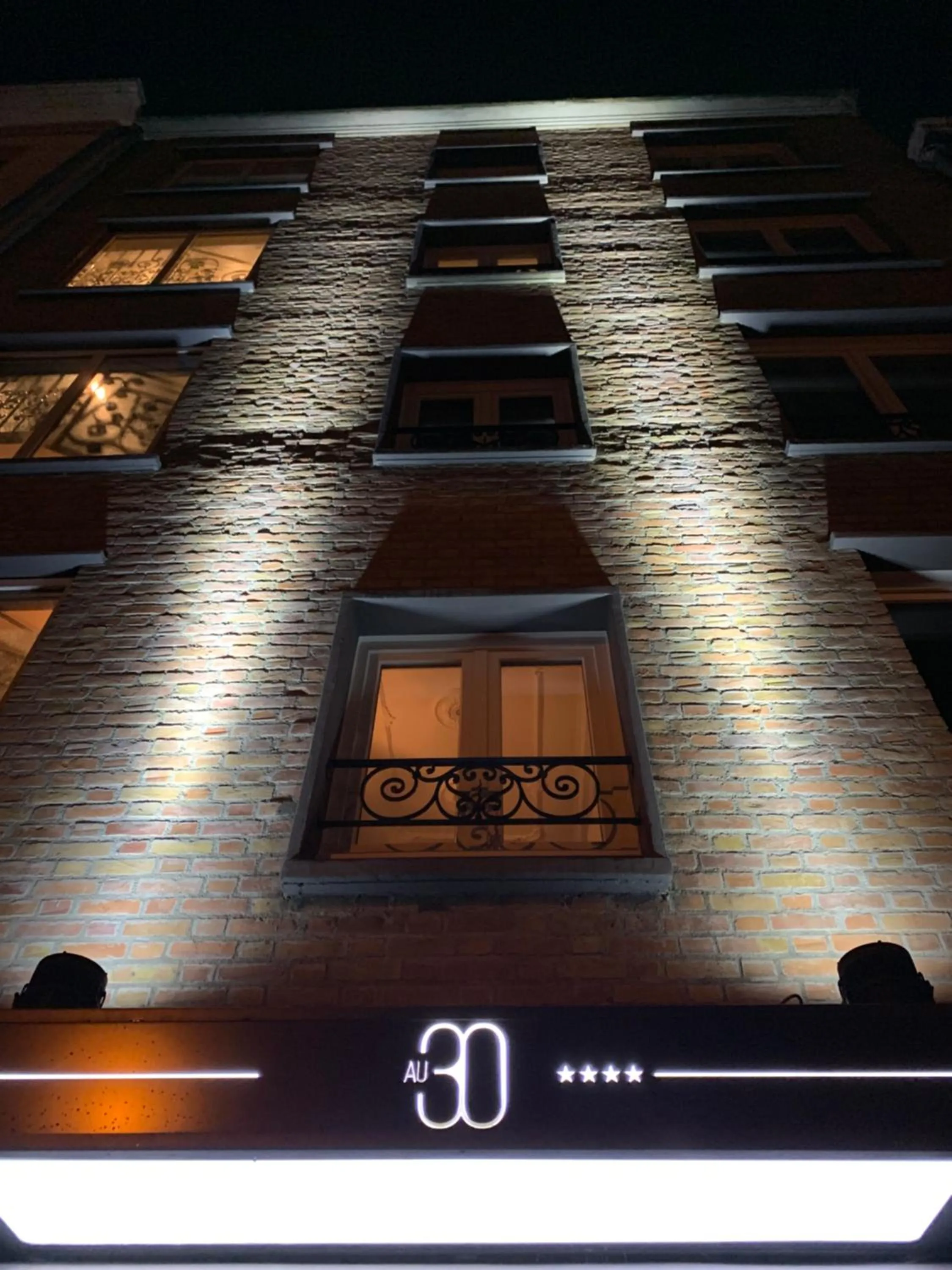 Facade/entrance in Au 30 Lille Centre Grand Palais