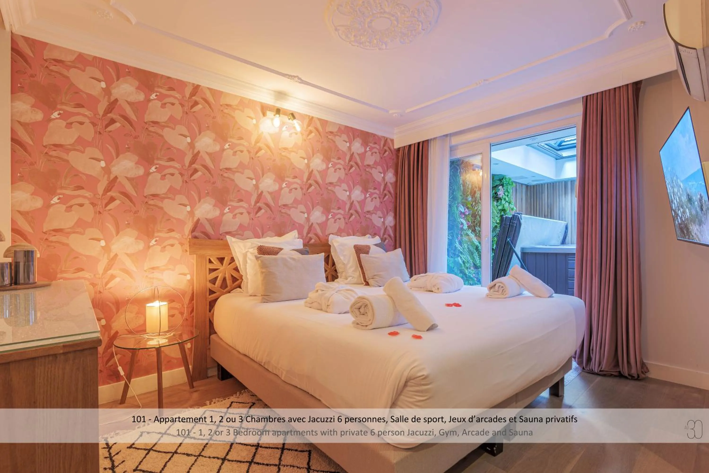 Spa and wellness centre/facilities, Bed in Au 30 Lille Centre Grand Palais