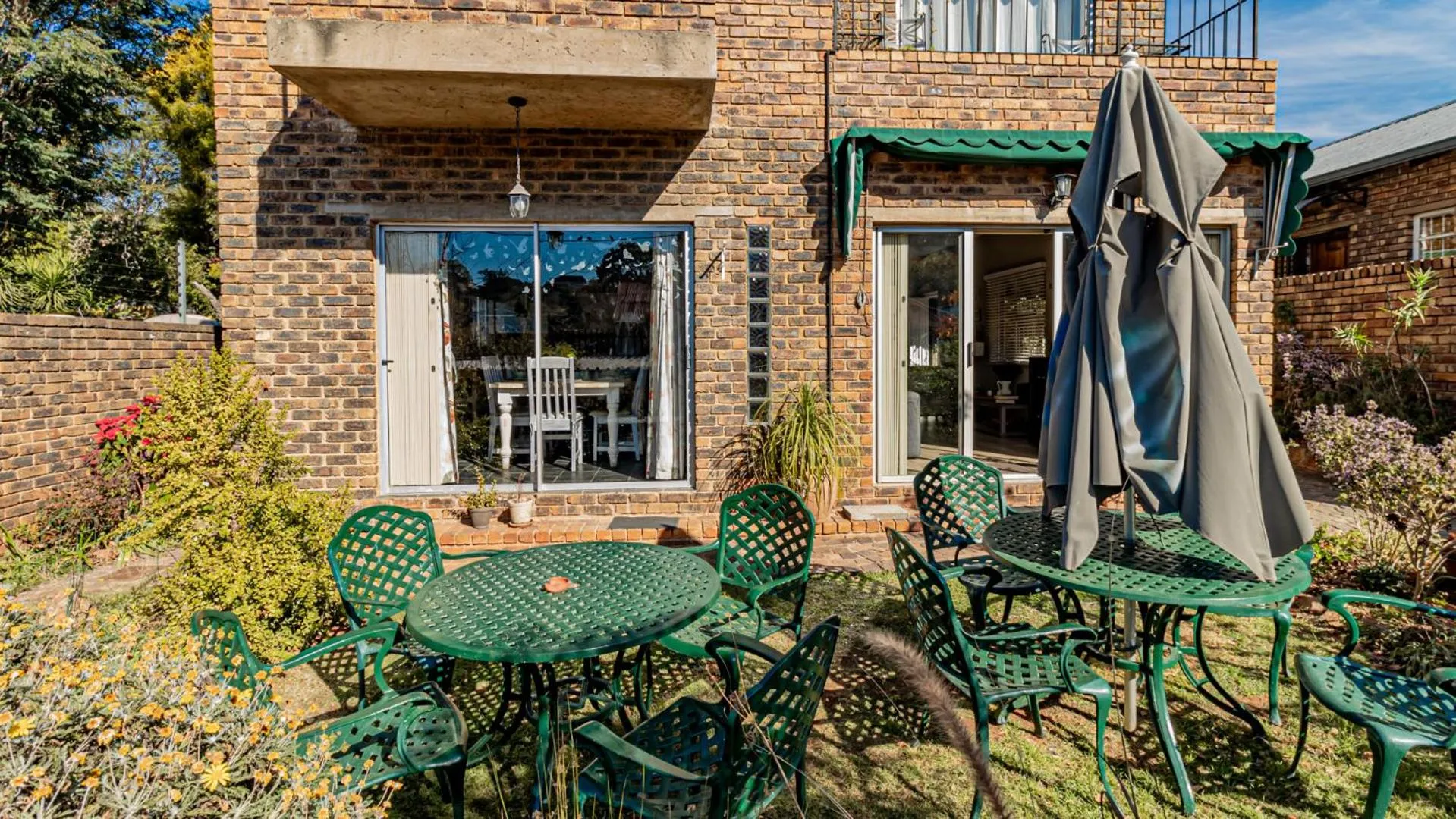 Garden in B&B on 8th Avenue