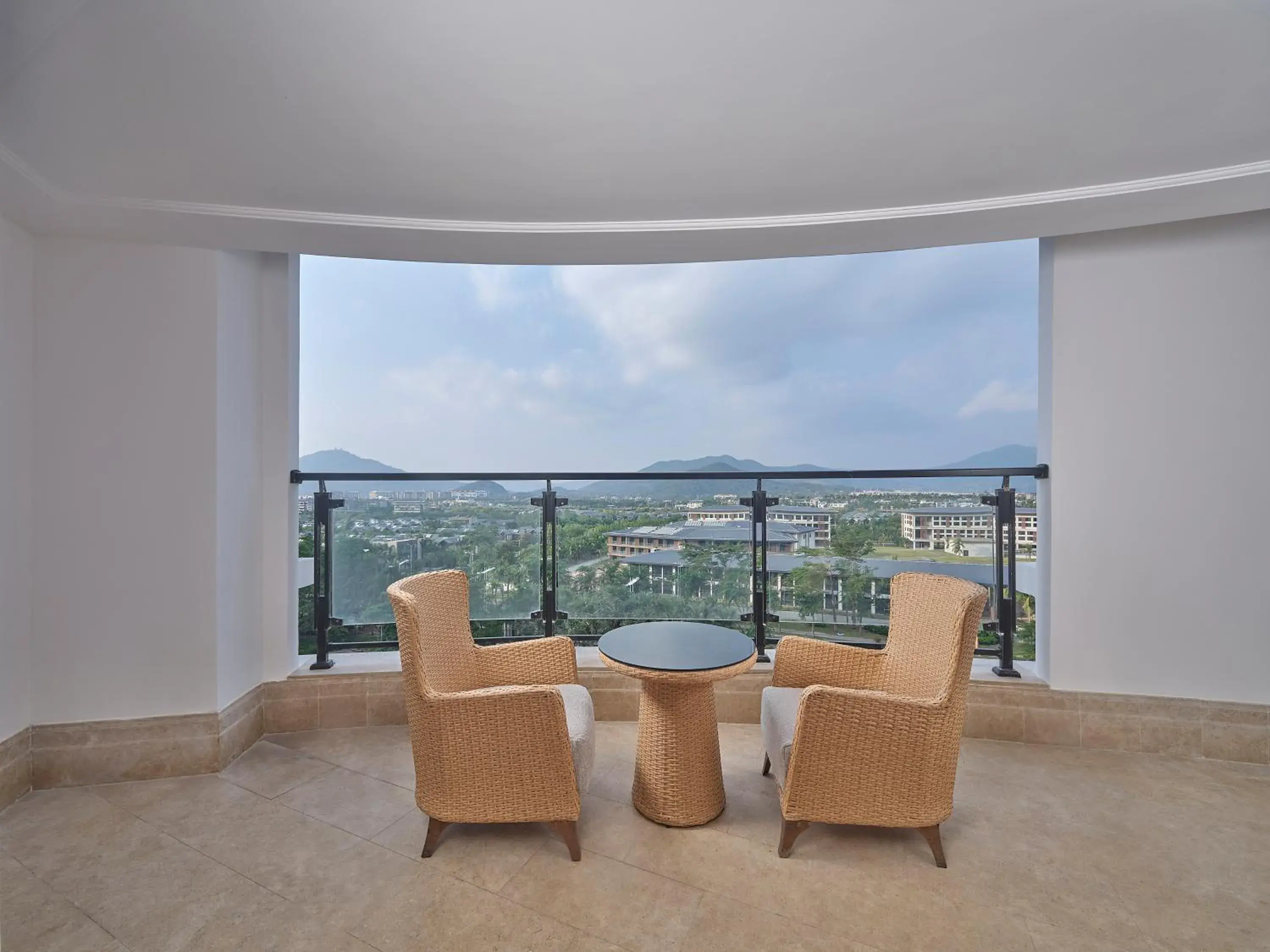 King Guest Room with Balcony in Doubletree By Hilton Sanya Bay King Guest Room with Balcony in Doubletree By Hilton Sanya Bay