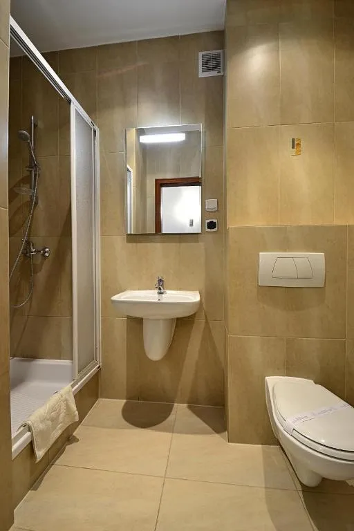 Shower in Willa Zameczek