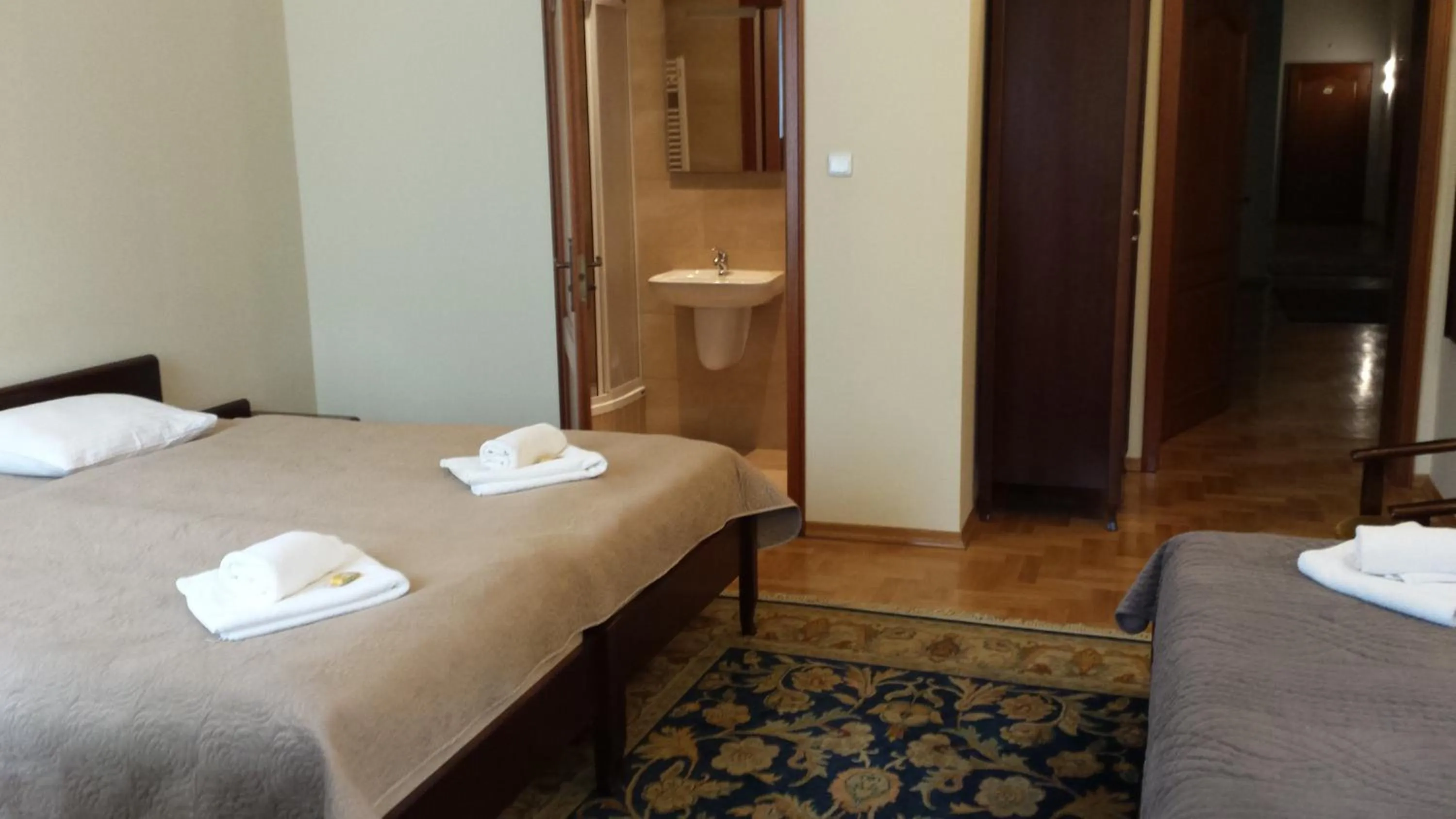 Photo of the whole room, Bed in Willa Zameczek