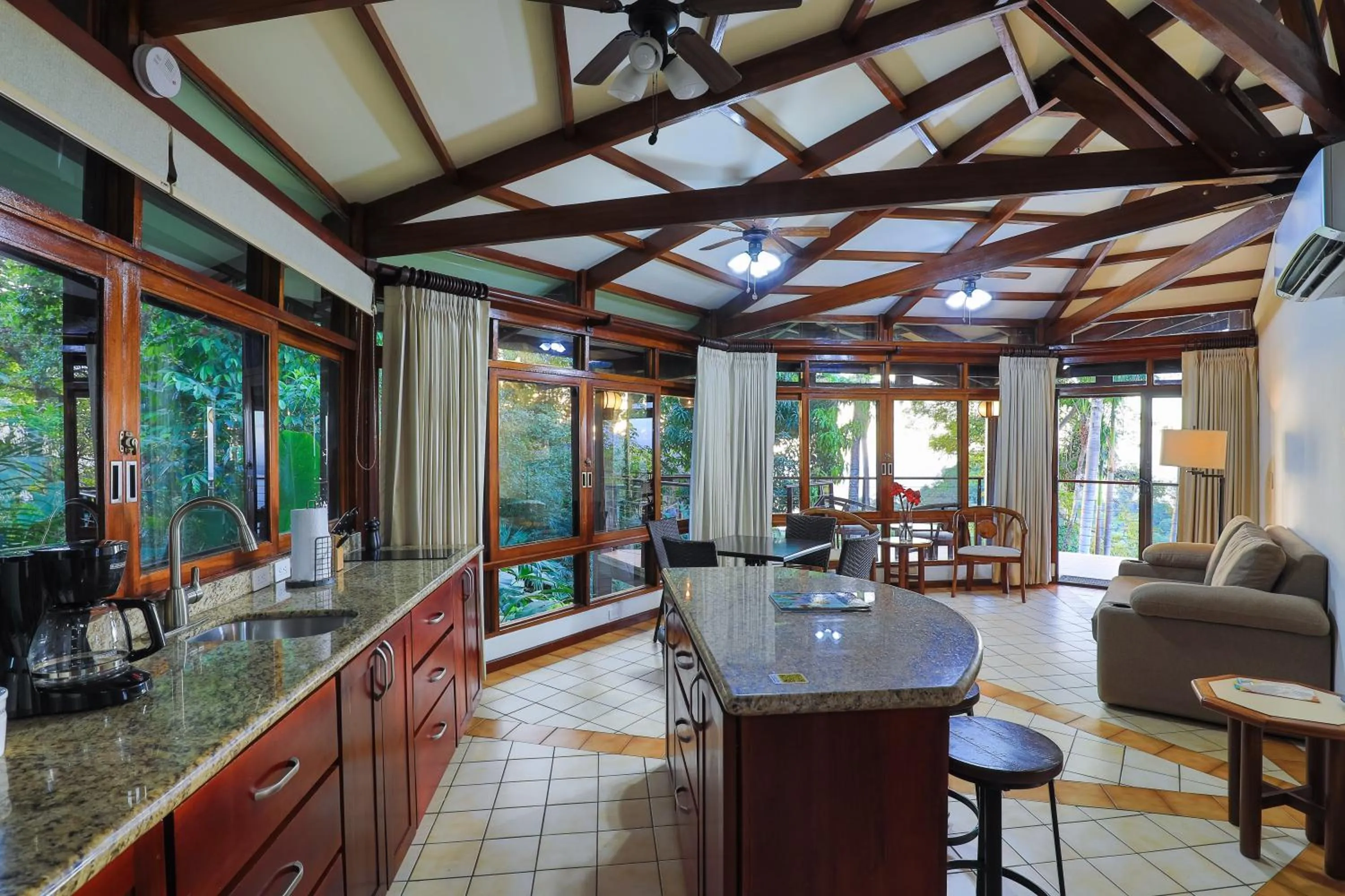 Kitchen or kitchenette in Tulemar Resort