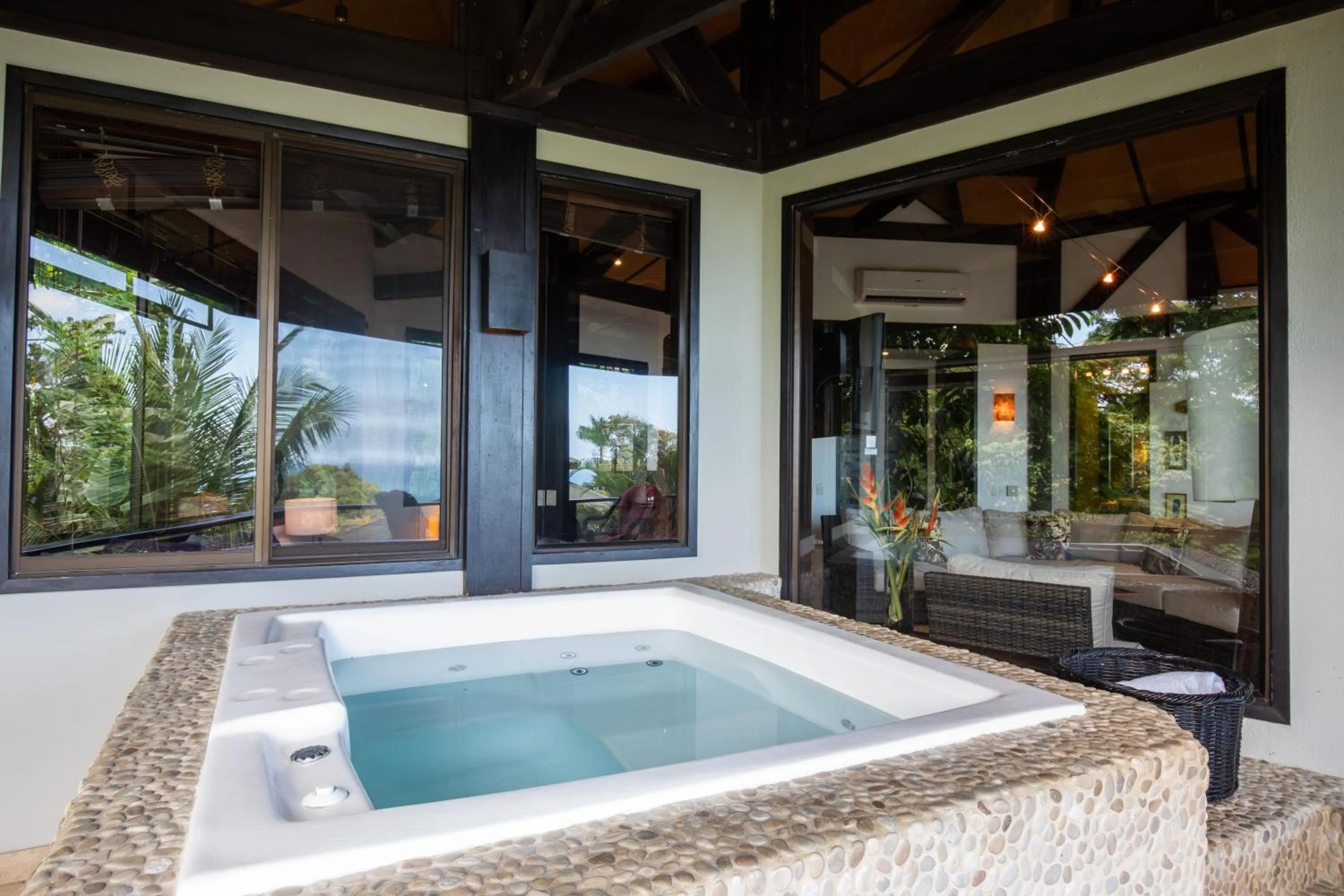 Hot Tub in Tulemar Resort