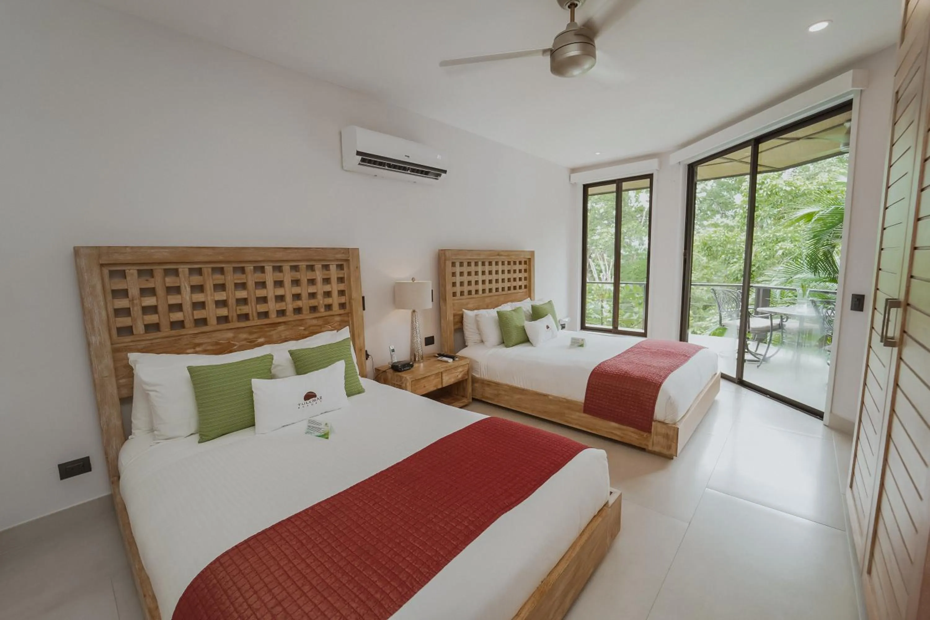 Bedroom, Bed in Tulemar Resort