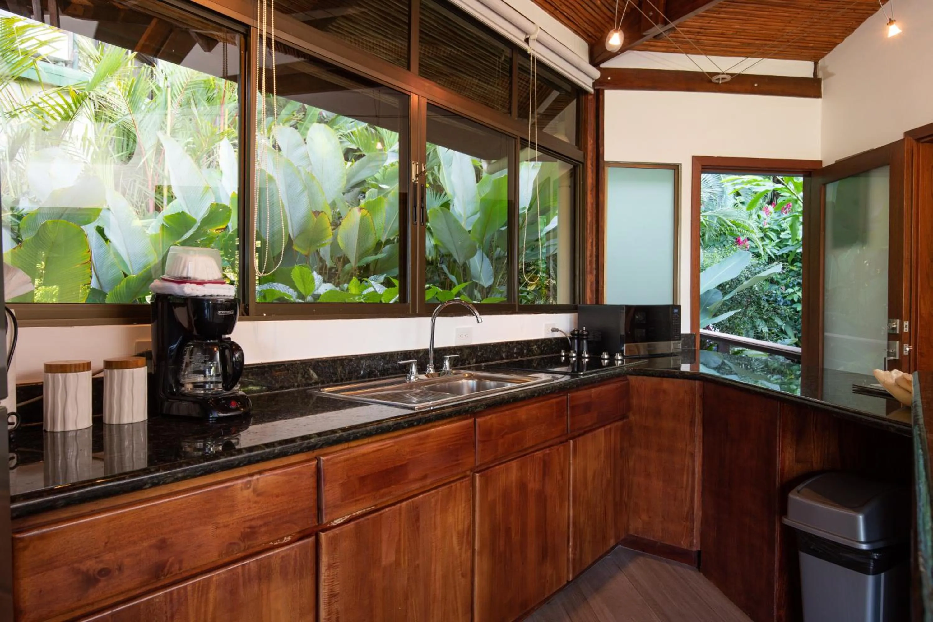 Kitchen or kitchenette in Tulemar Resort