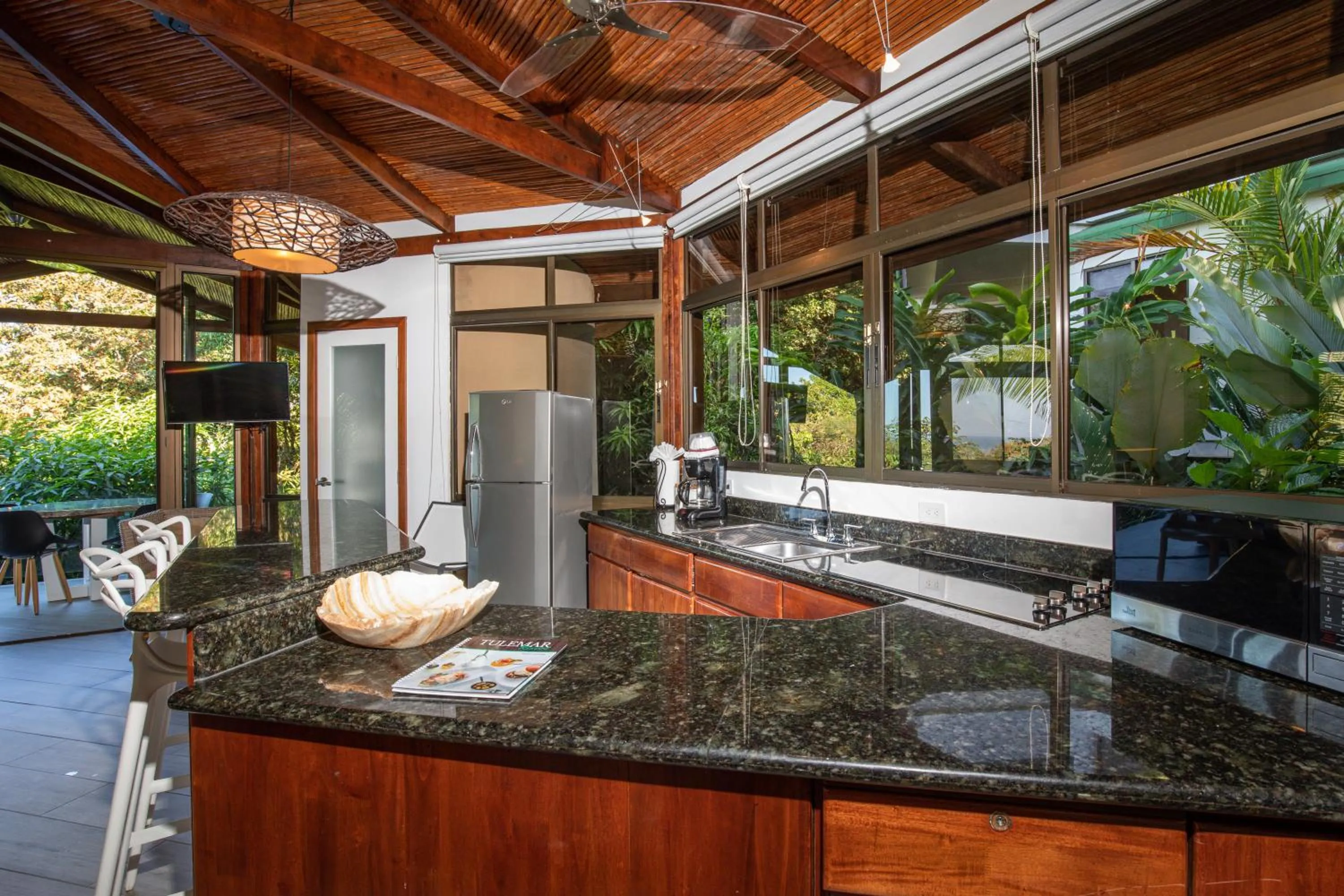 Kitchen or kitchenette in Tulemar Resort