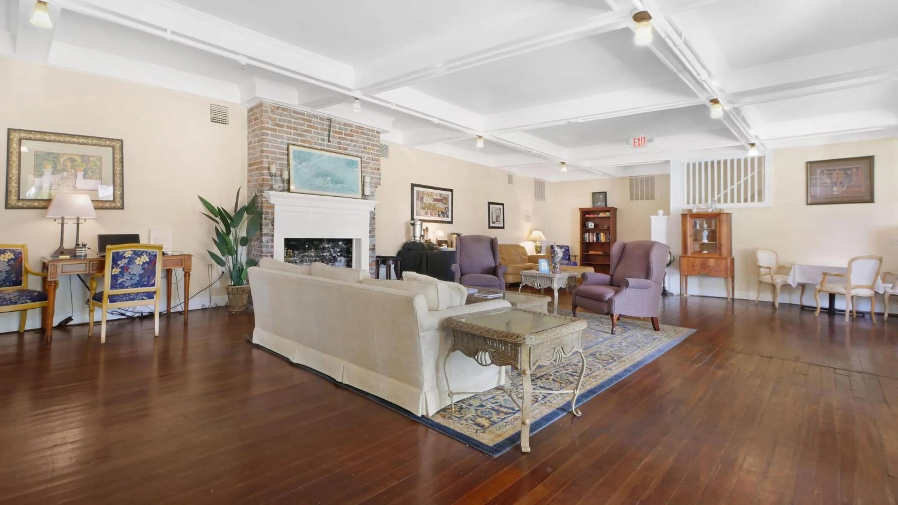 Library in Crystal Bay Historic Hotel