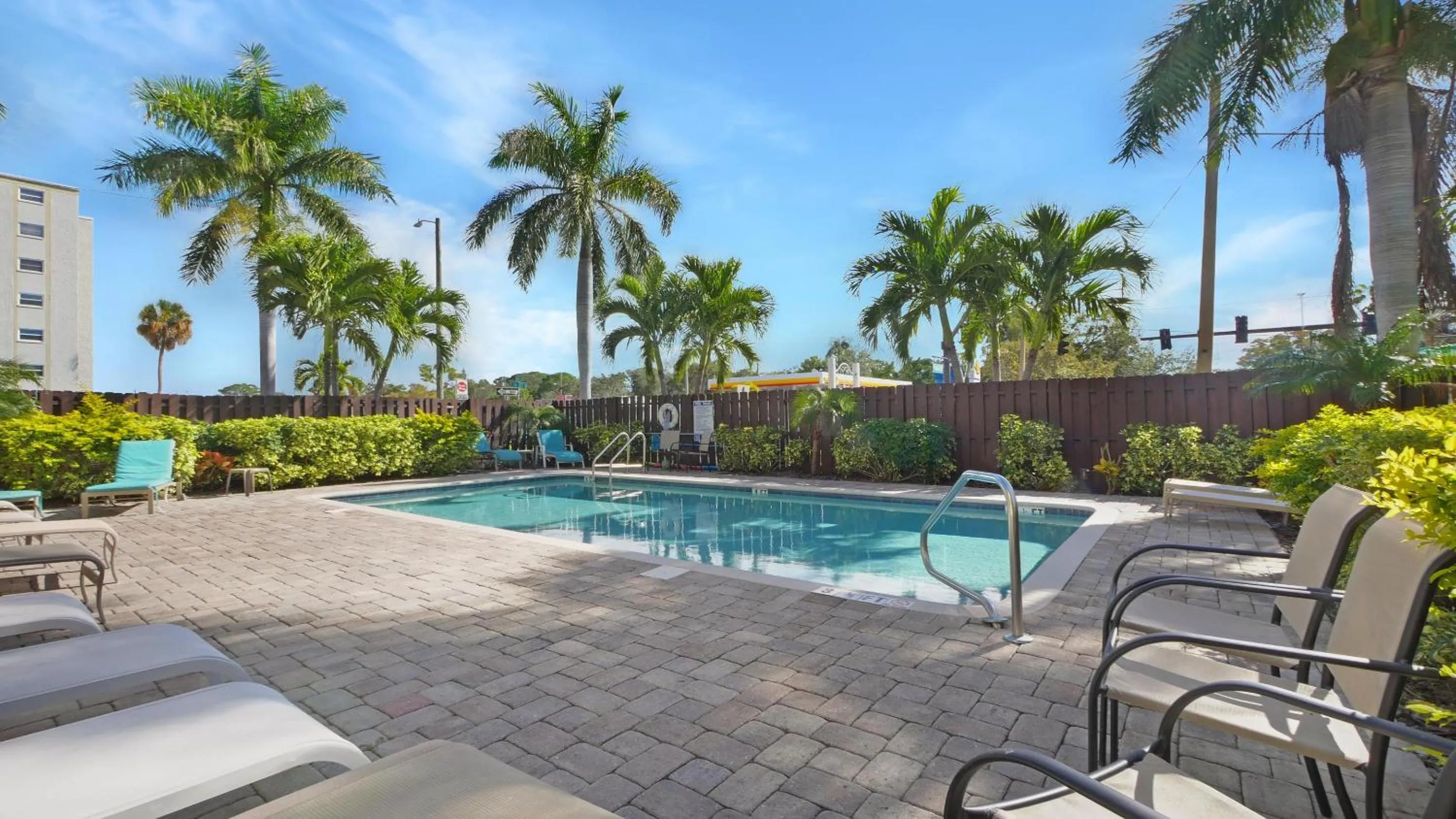 Pool view in Crystal Bay Historic Hotel