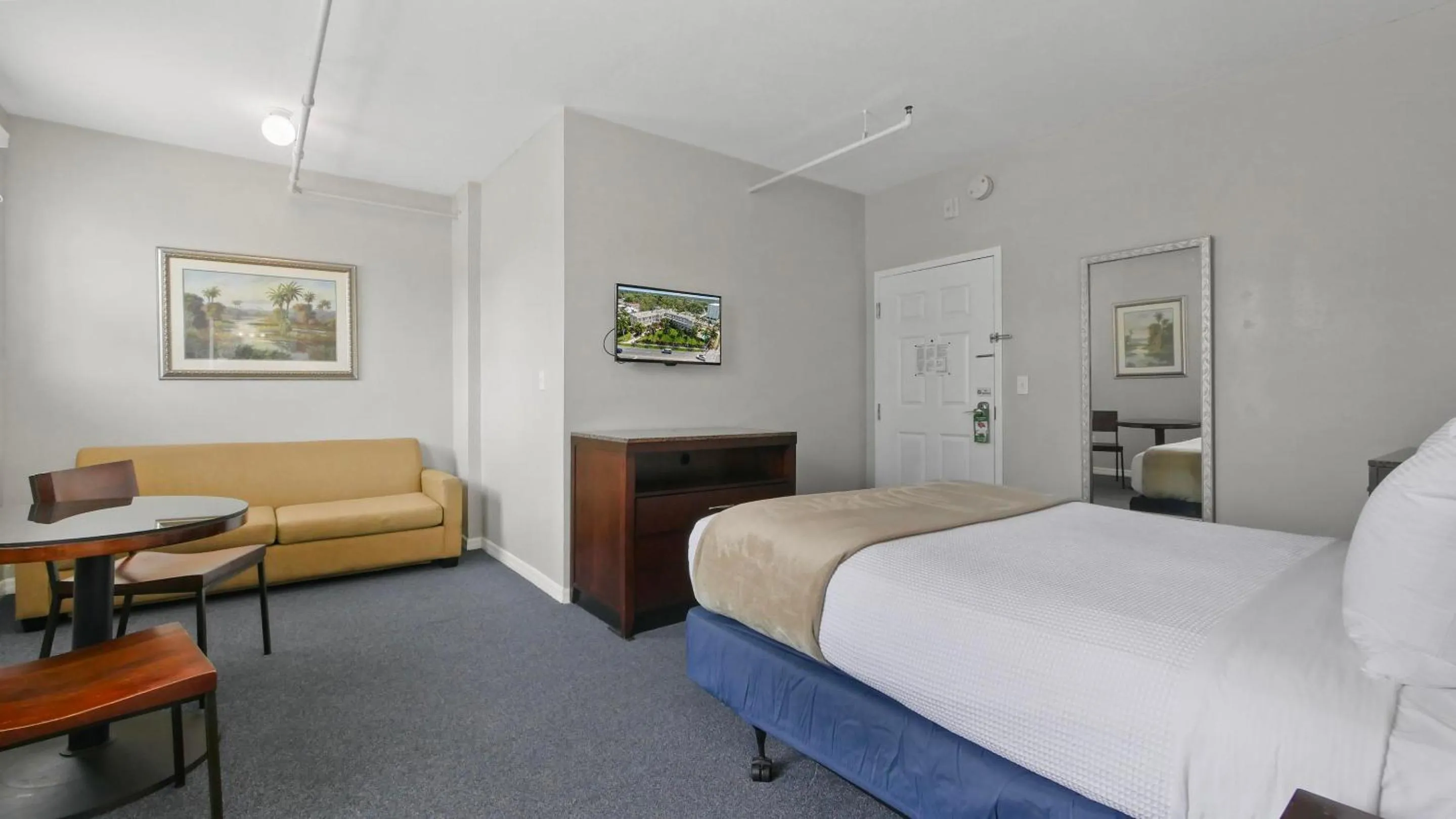 View (from property/room), Bed in Crystal Bay Historic Hotel