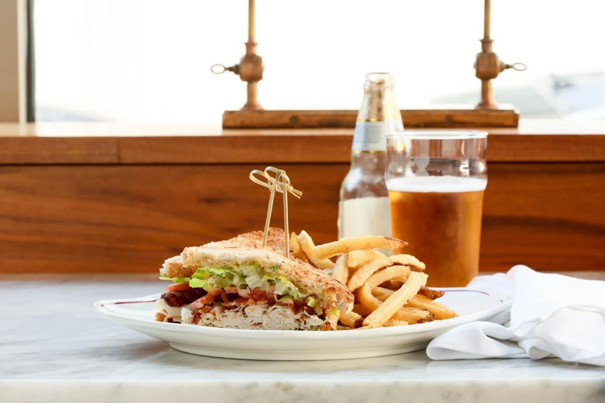 Restaurant/places to eat in Kimpton Cardinal Hotel by IHG