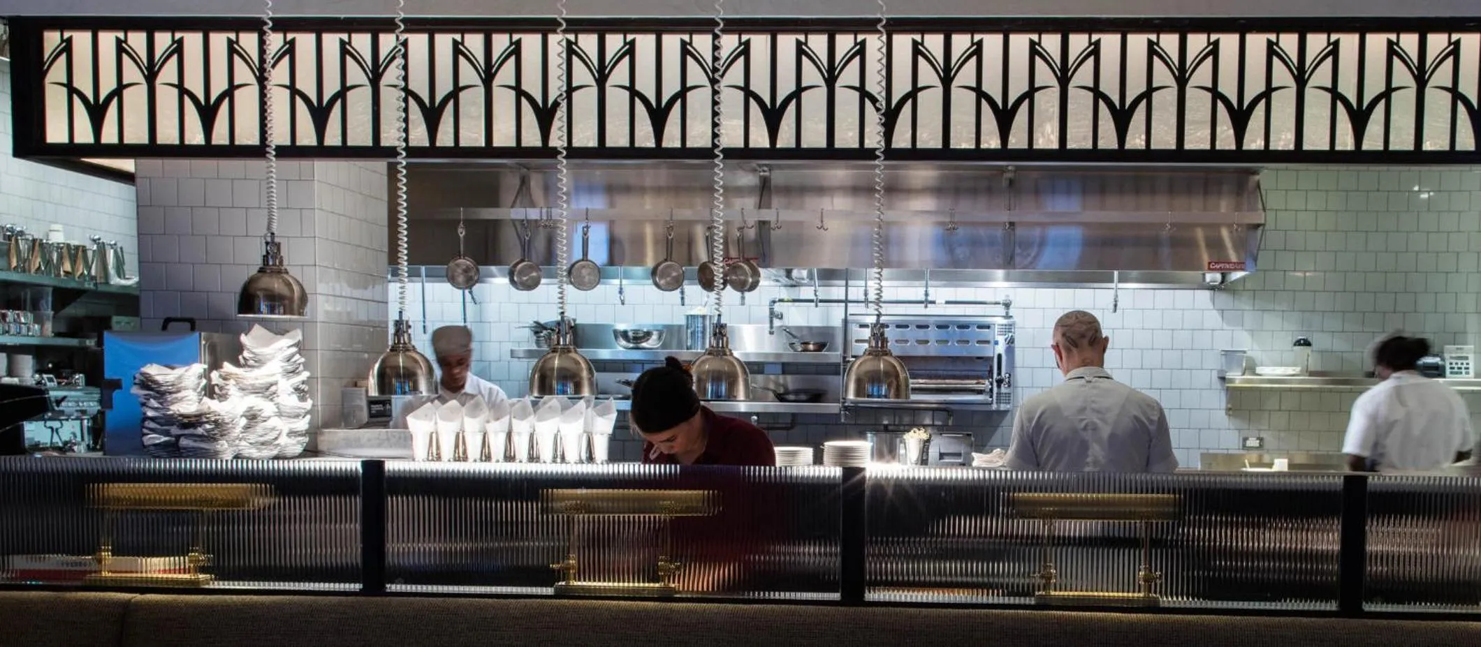 Restaurant/places to eat in Kimpton Cardinal Hotel by IHG