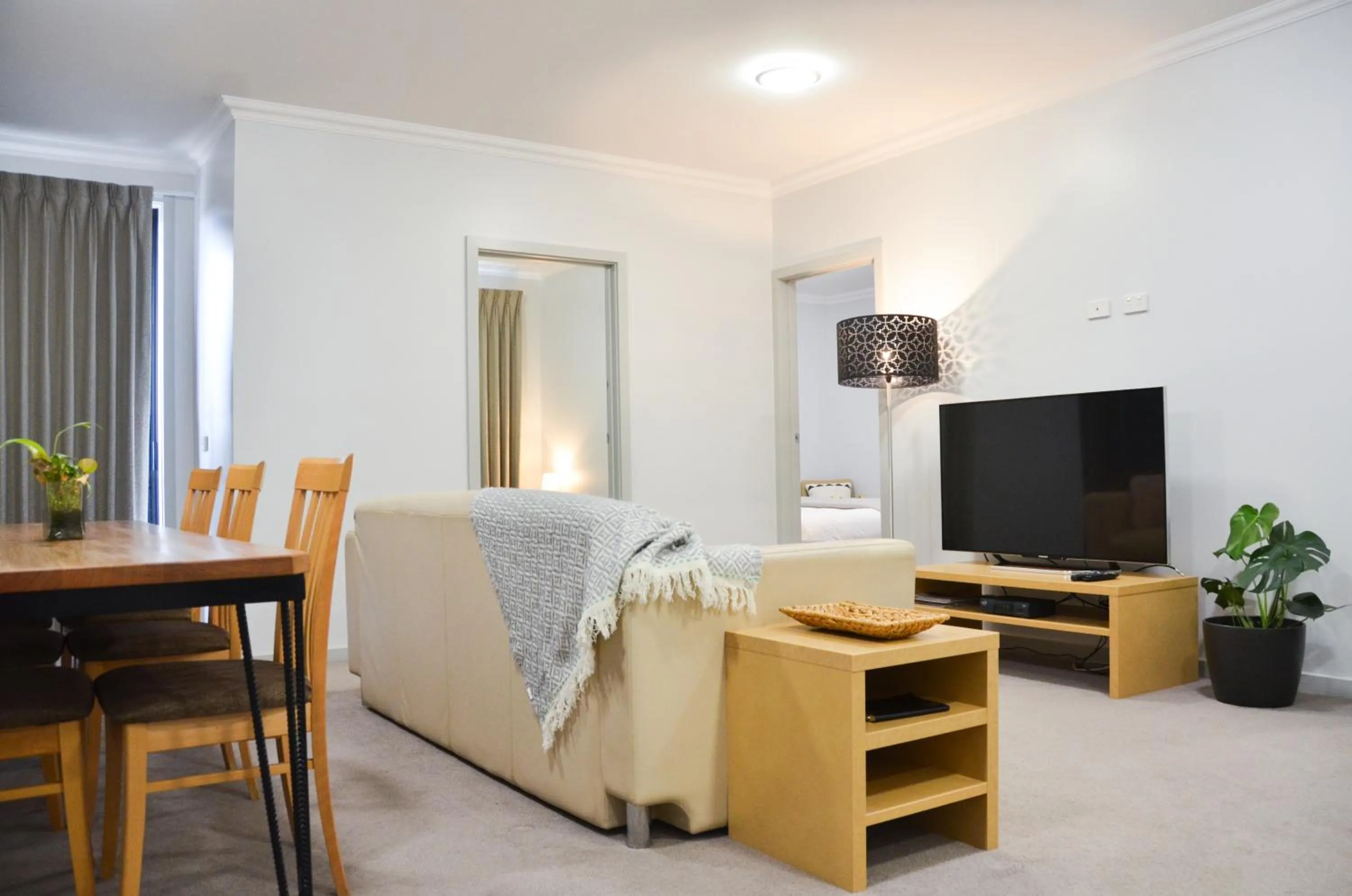 TV and multimedia in Mansfield Apartments