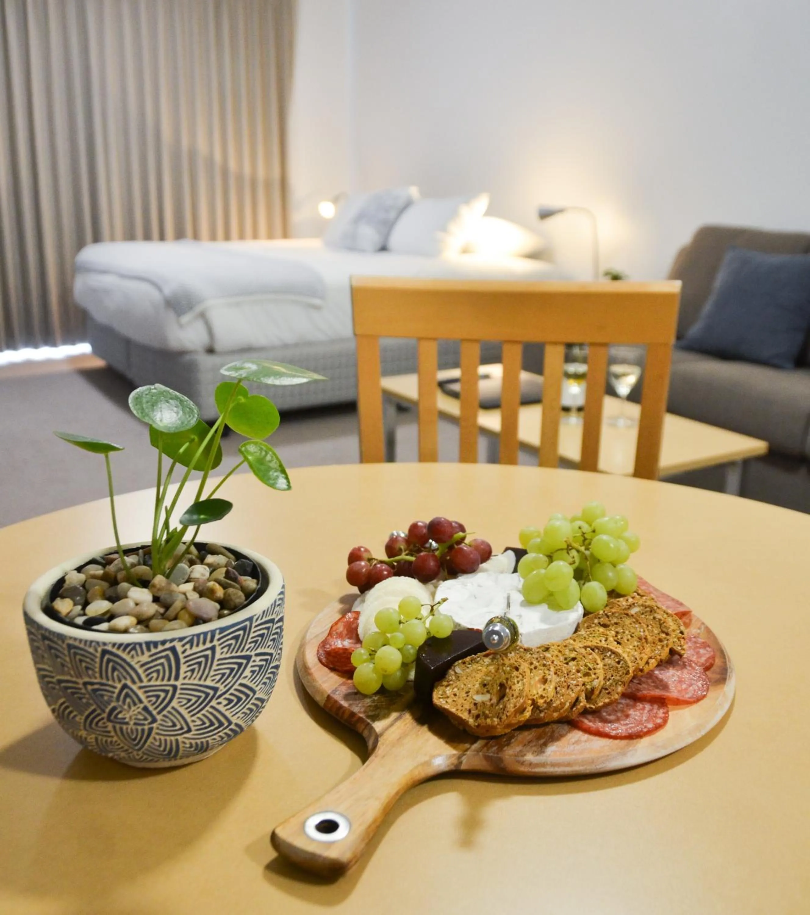 Bed in Mansfield Apartments