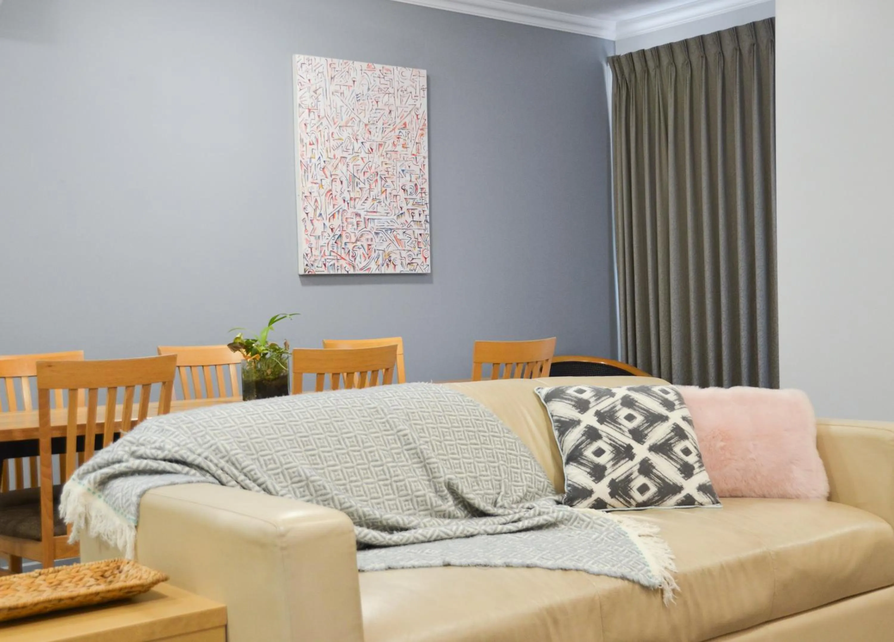 Living room in Mansfield Apartments