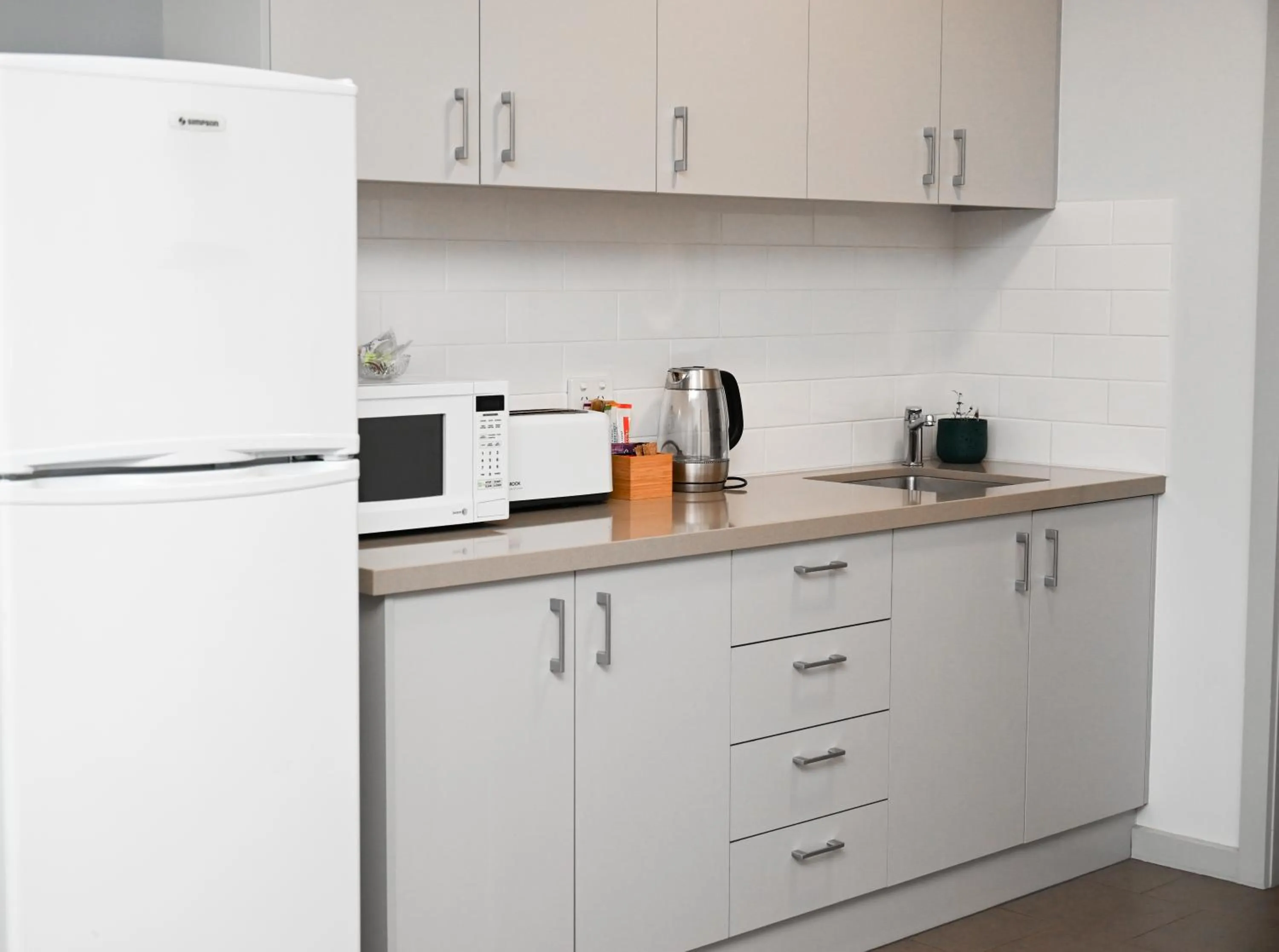 Coffee/tea facilities in Mansfield Apartments