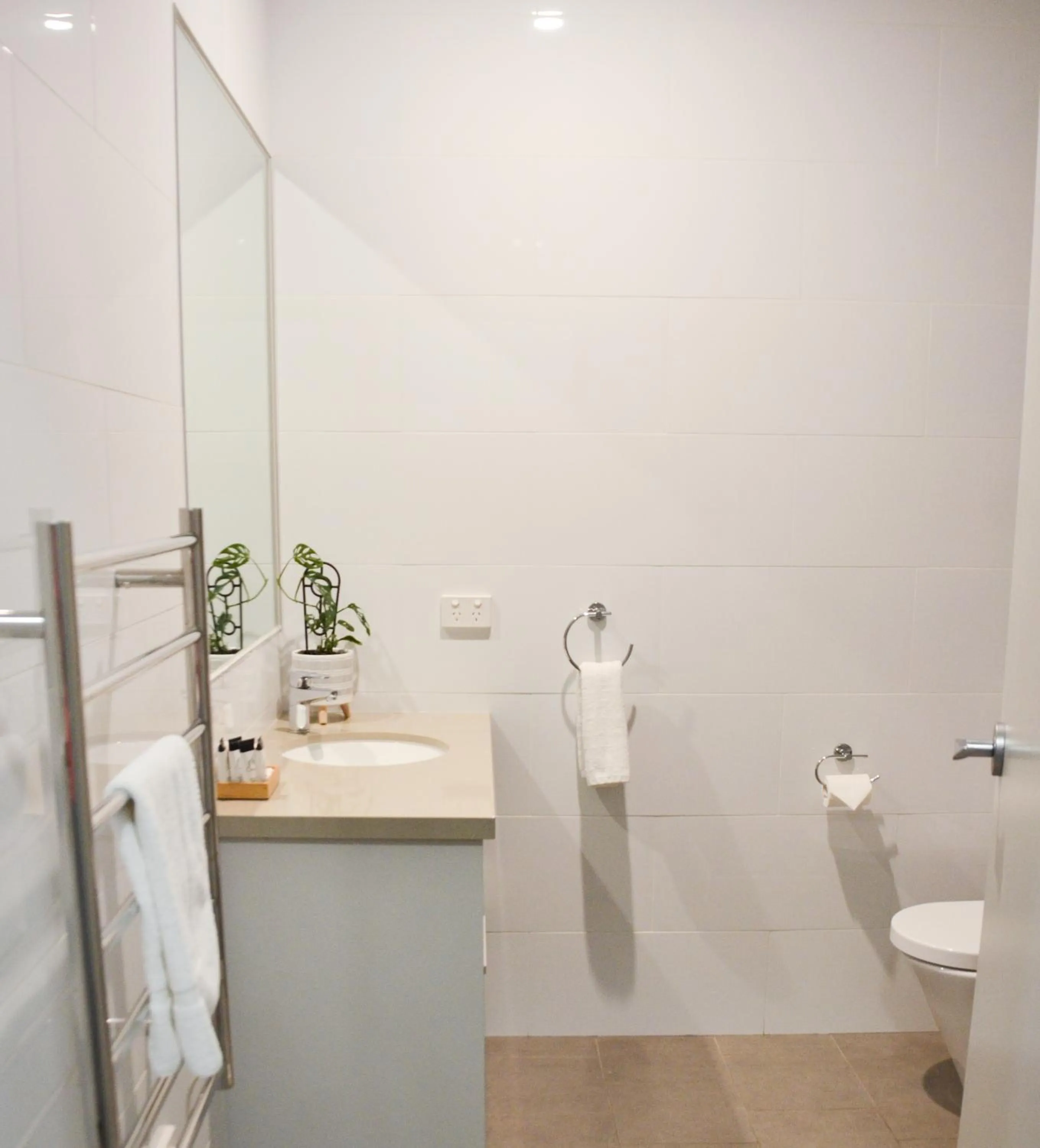 Bathroom in Mansfield Apartments