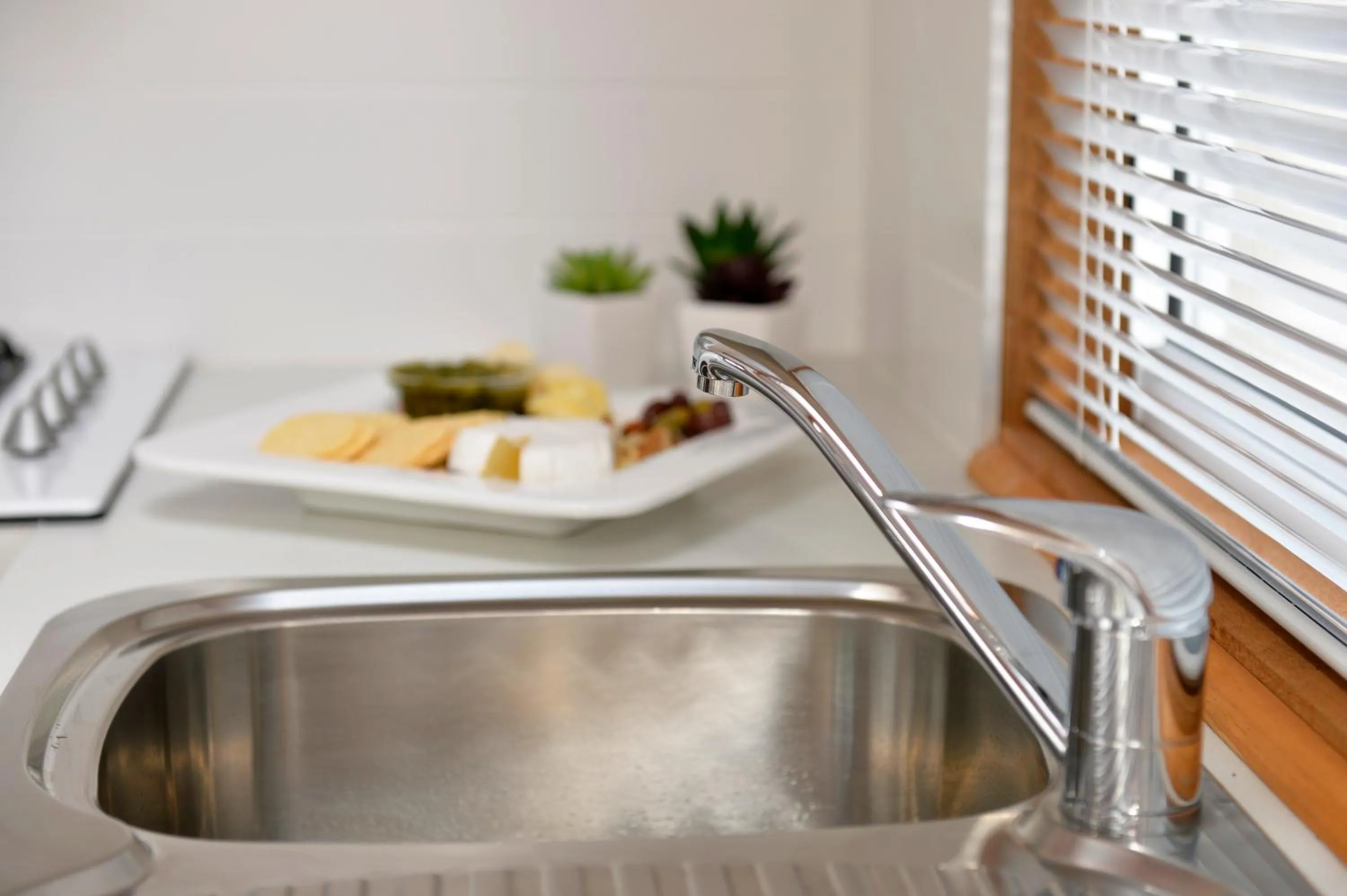 Kitchen or kitchenette in Riverside Cabin Park