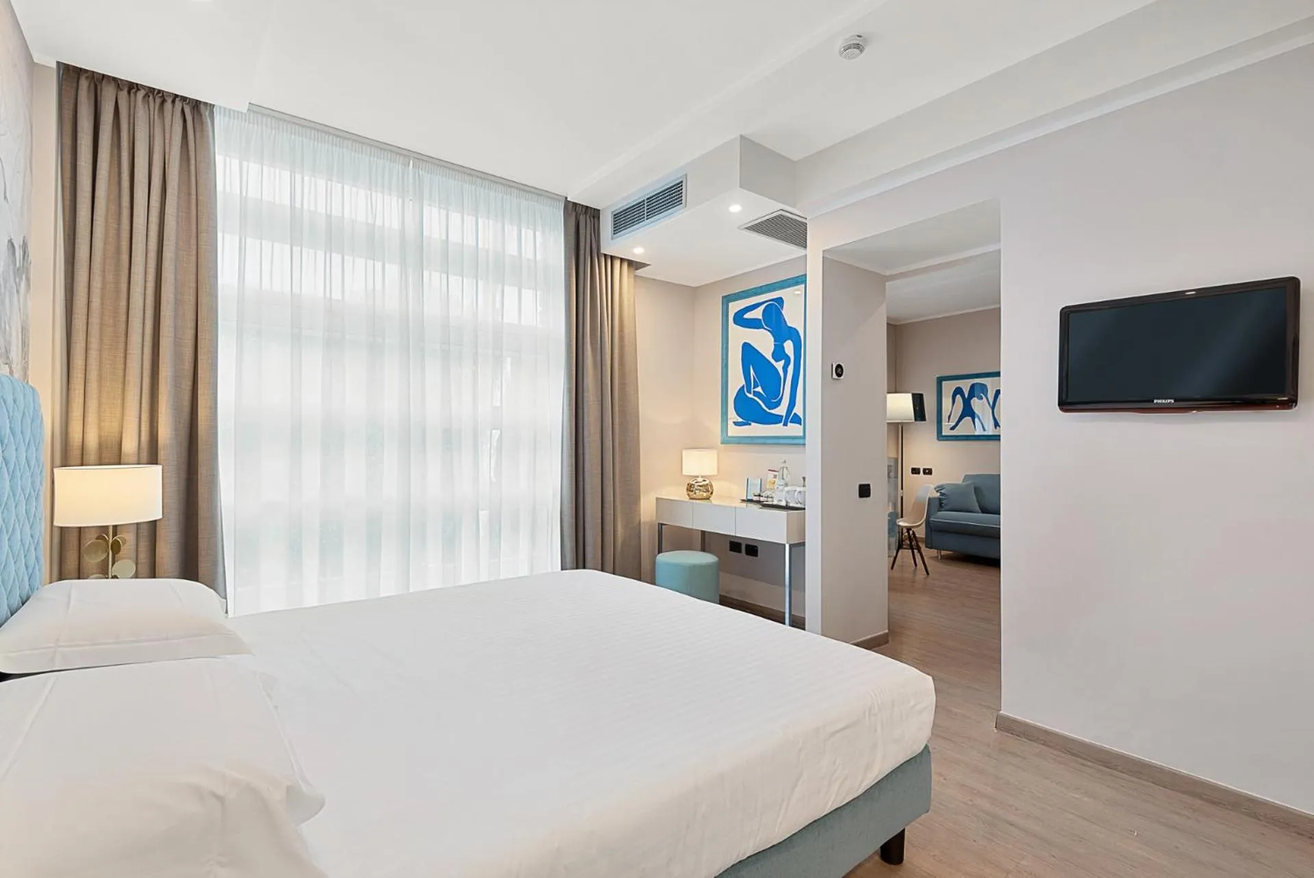 Photo of the whole room, Bed in Hotel Excelsior