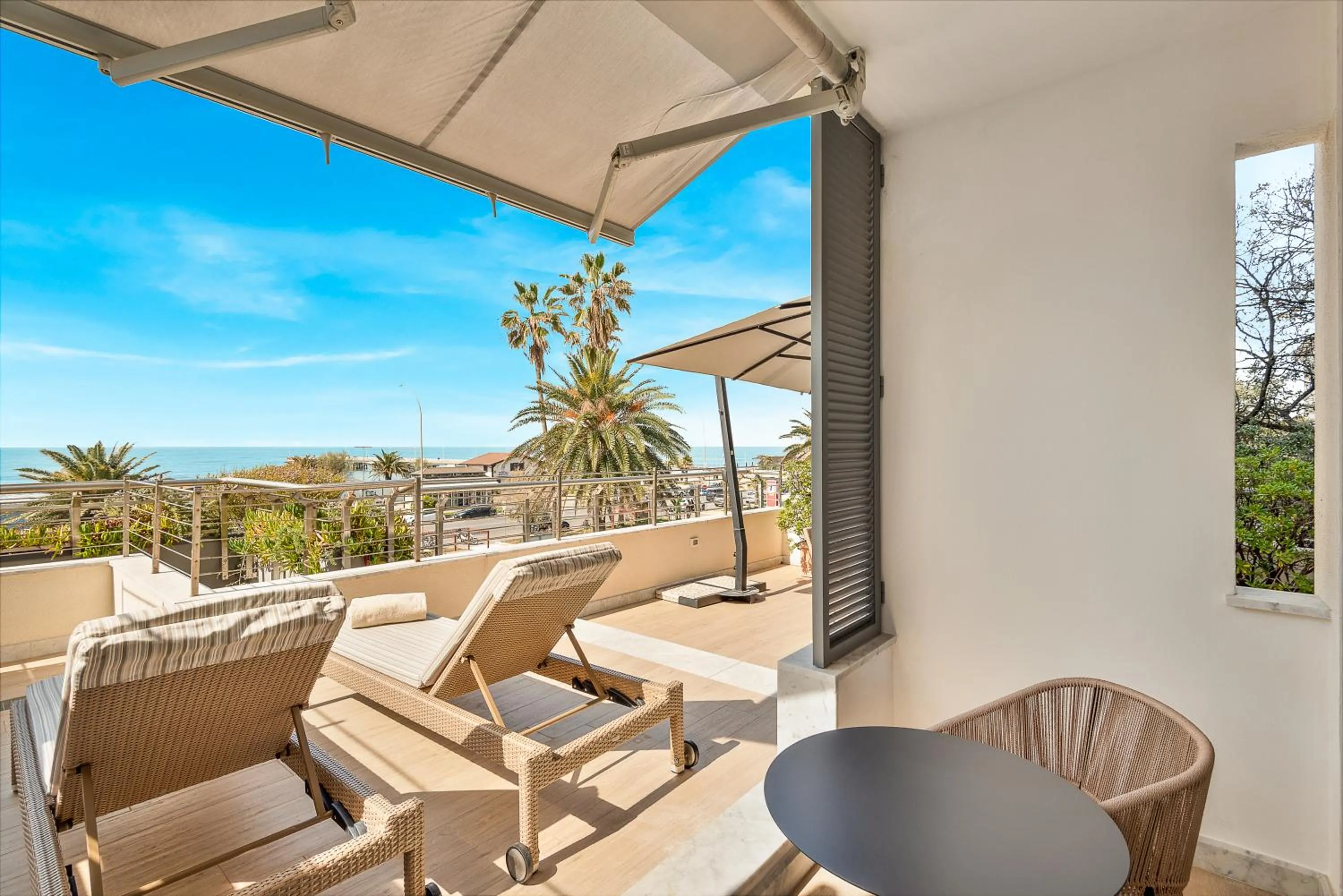 Natural landscape in Hotel Excelsior