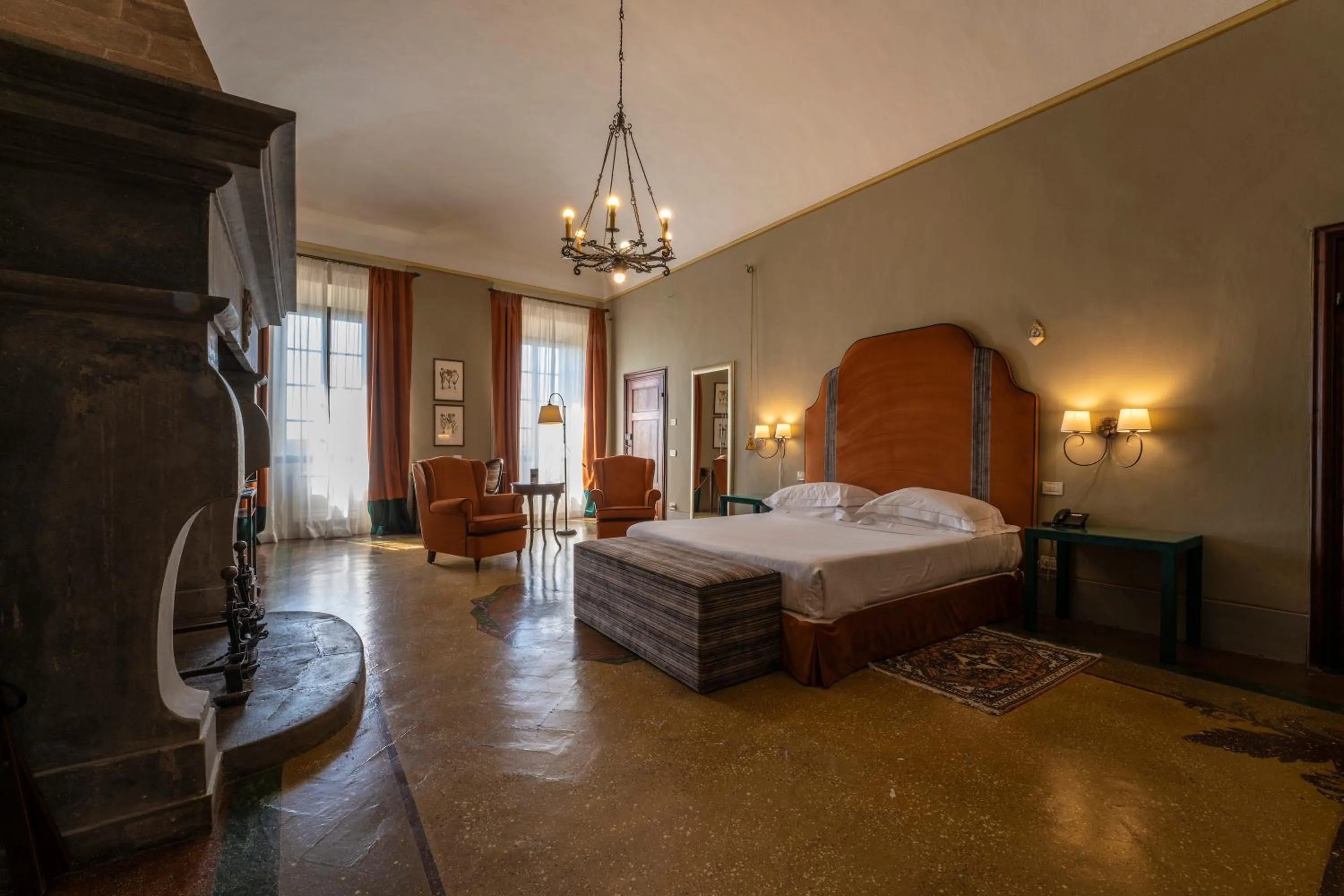 Photo of the whole room, Bed in Palazzo Leopoldo Dimora Storica & Spa