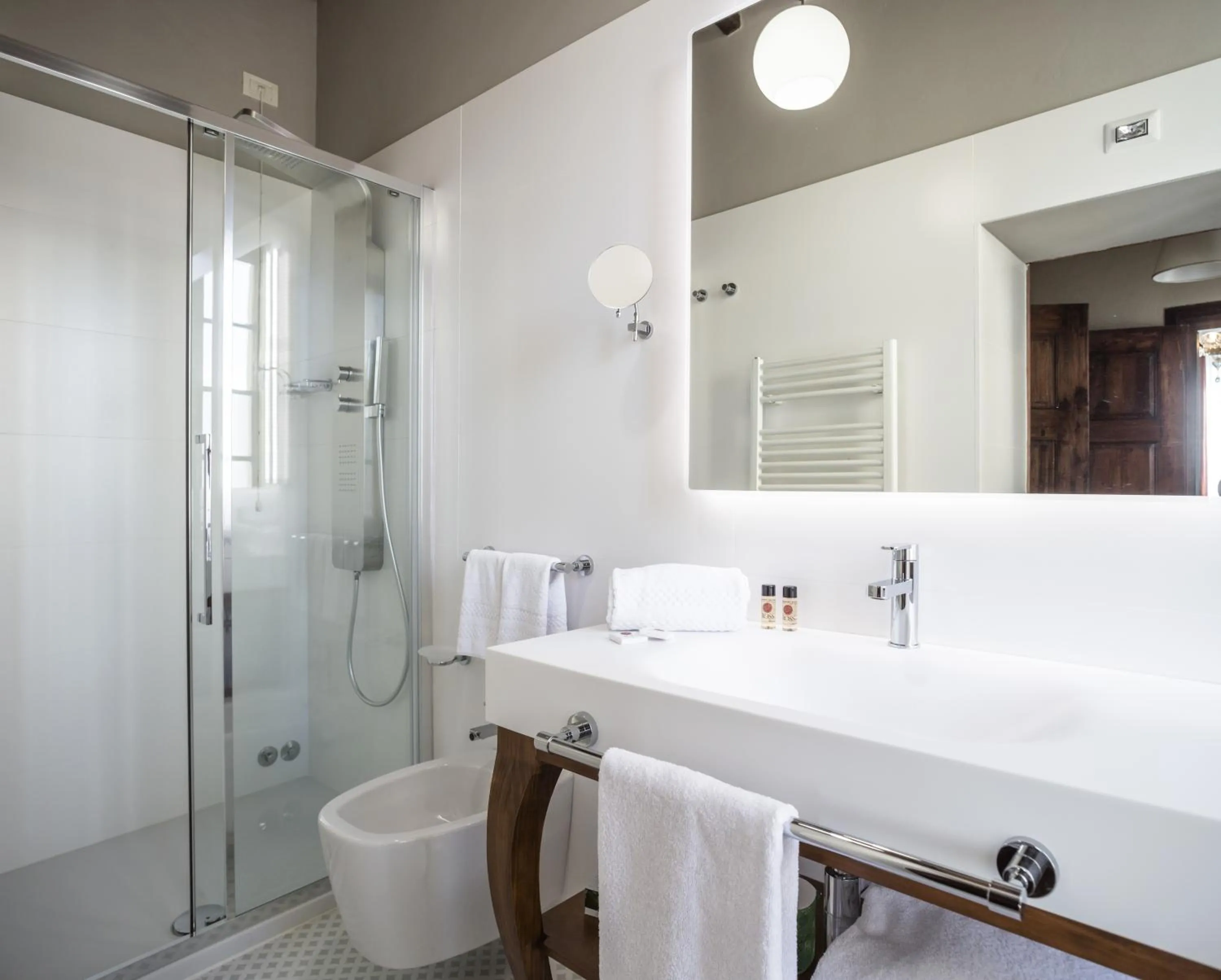 Shower in Palazzo Leopoldo Dimora Storica & Spa