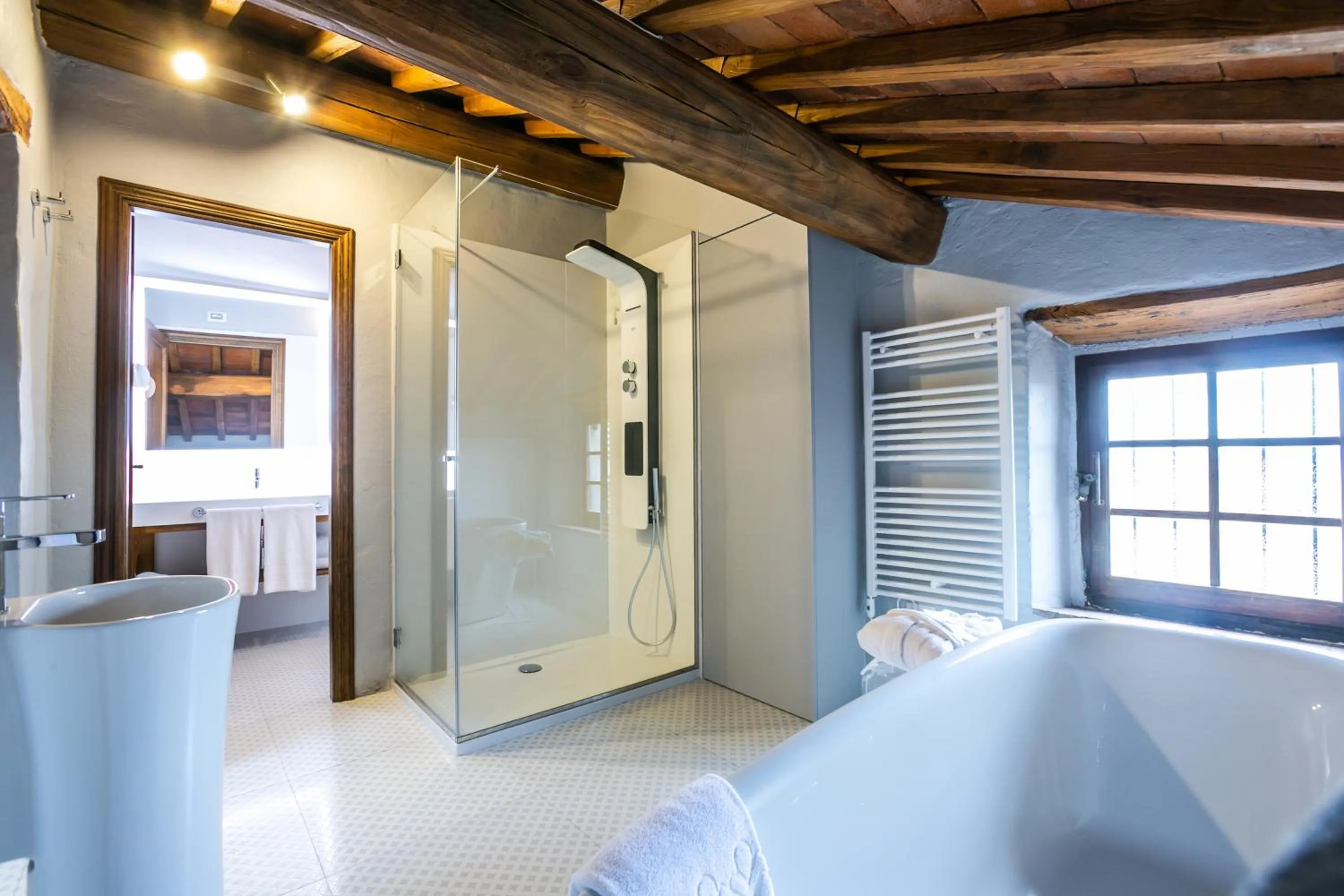 Bathroom in Palazzo Leopoldo Dimora Storica & Spa