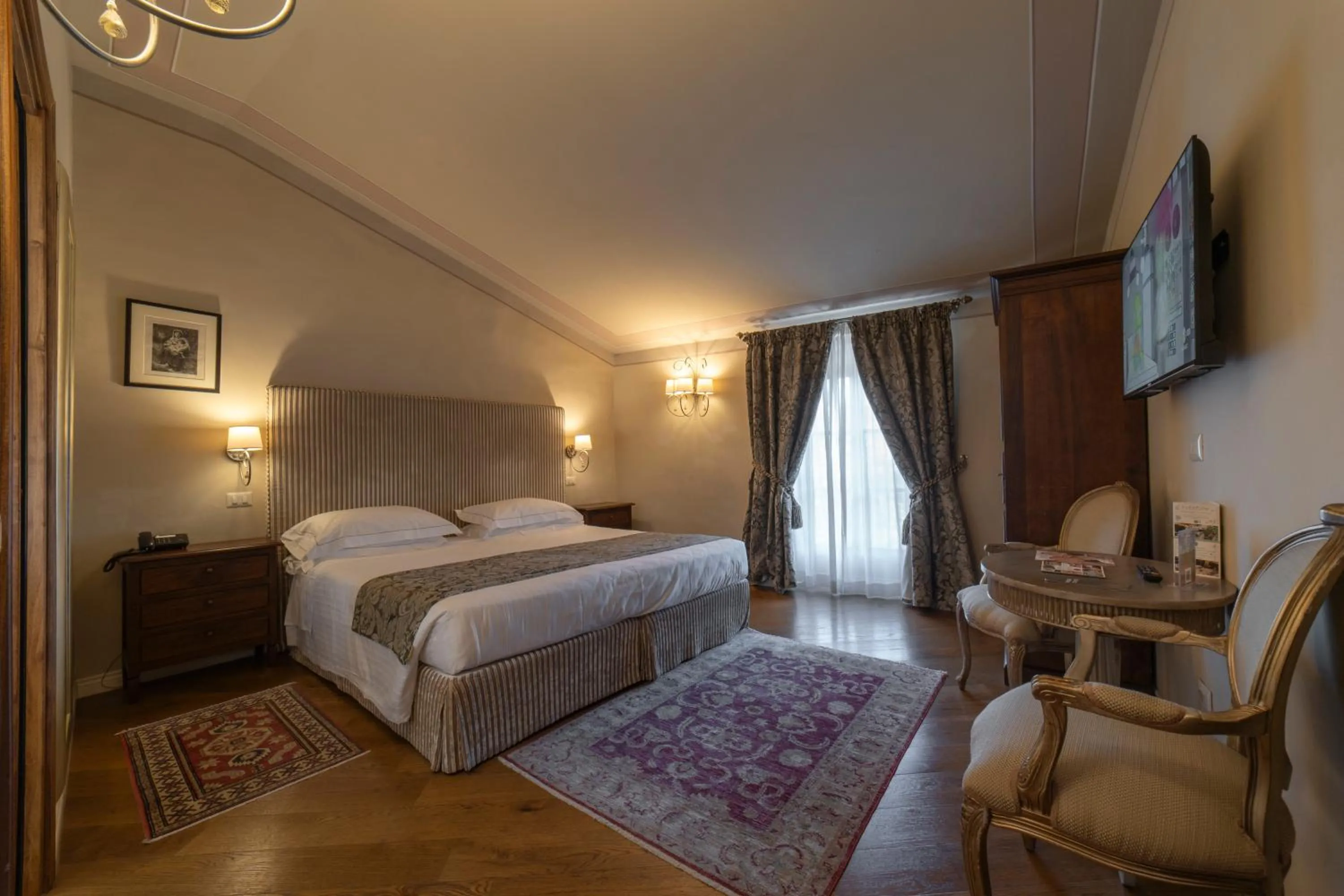Bedroom, Bed in Palazzo Leopoldo Dimora Storica & Spa